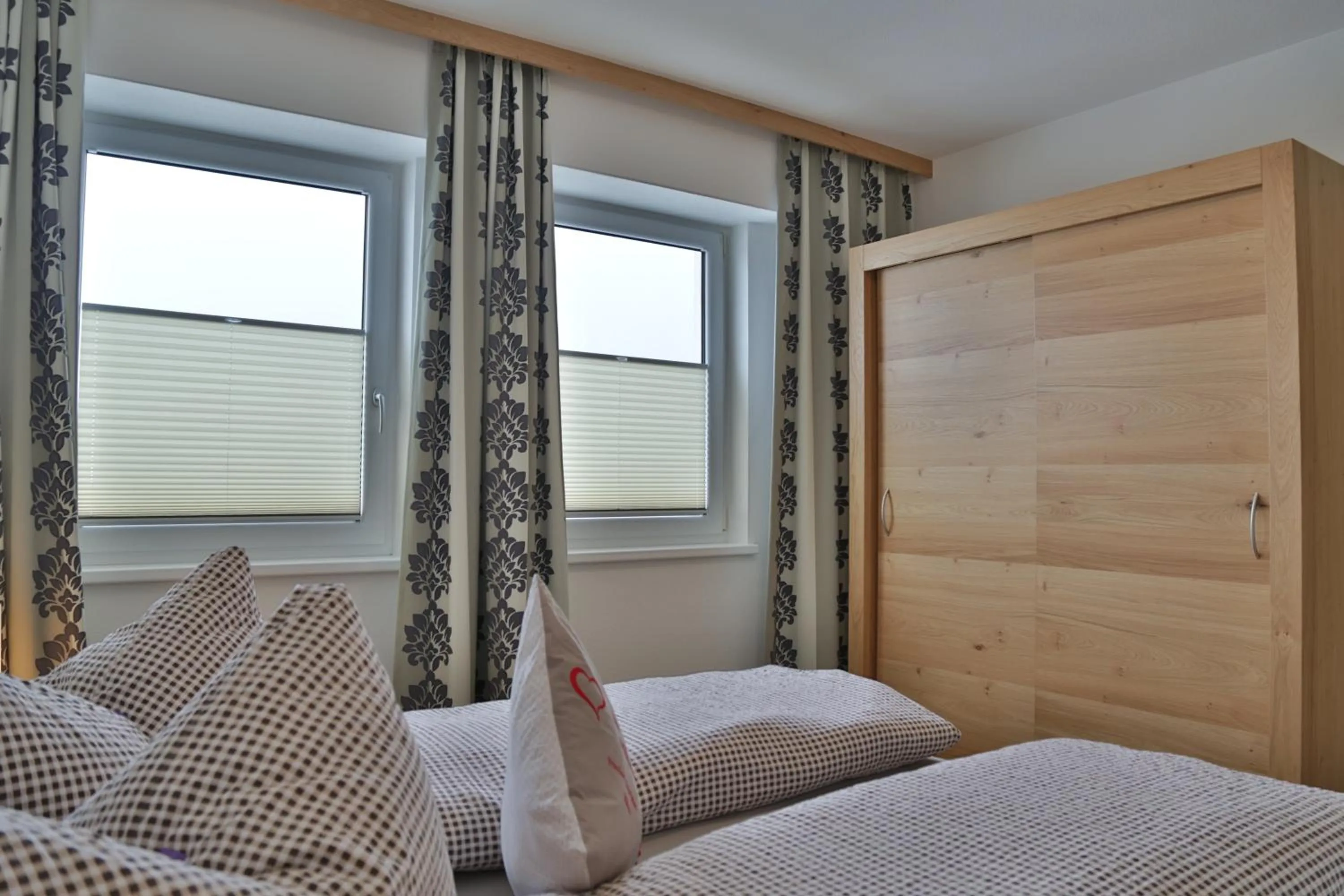 Photo of the whole room, Bed in Pension Apartment Hödner