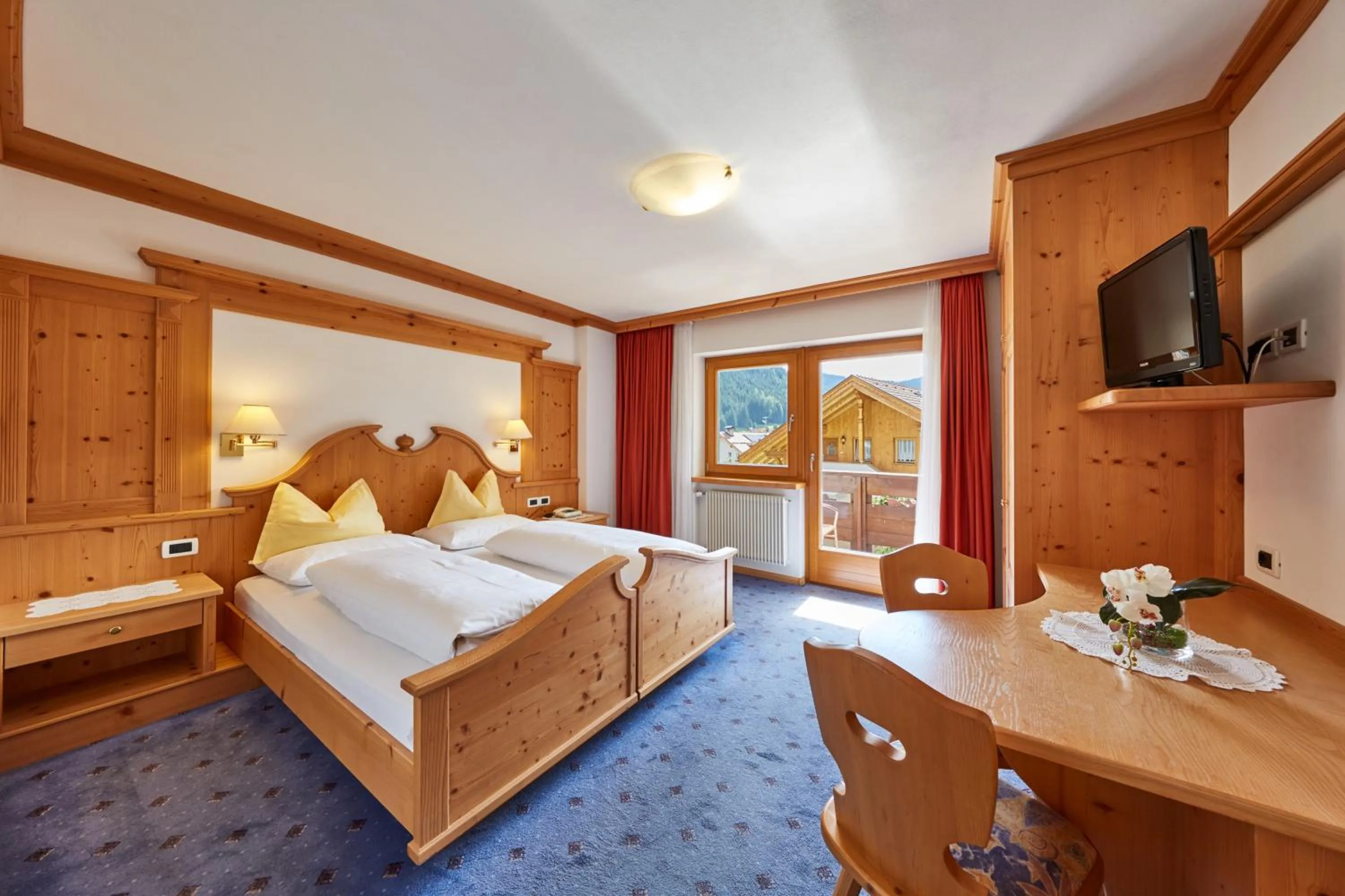 Photo of the whole room, Bed in La Cianò