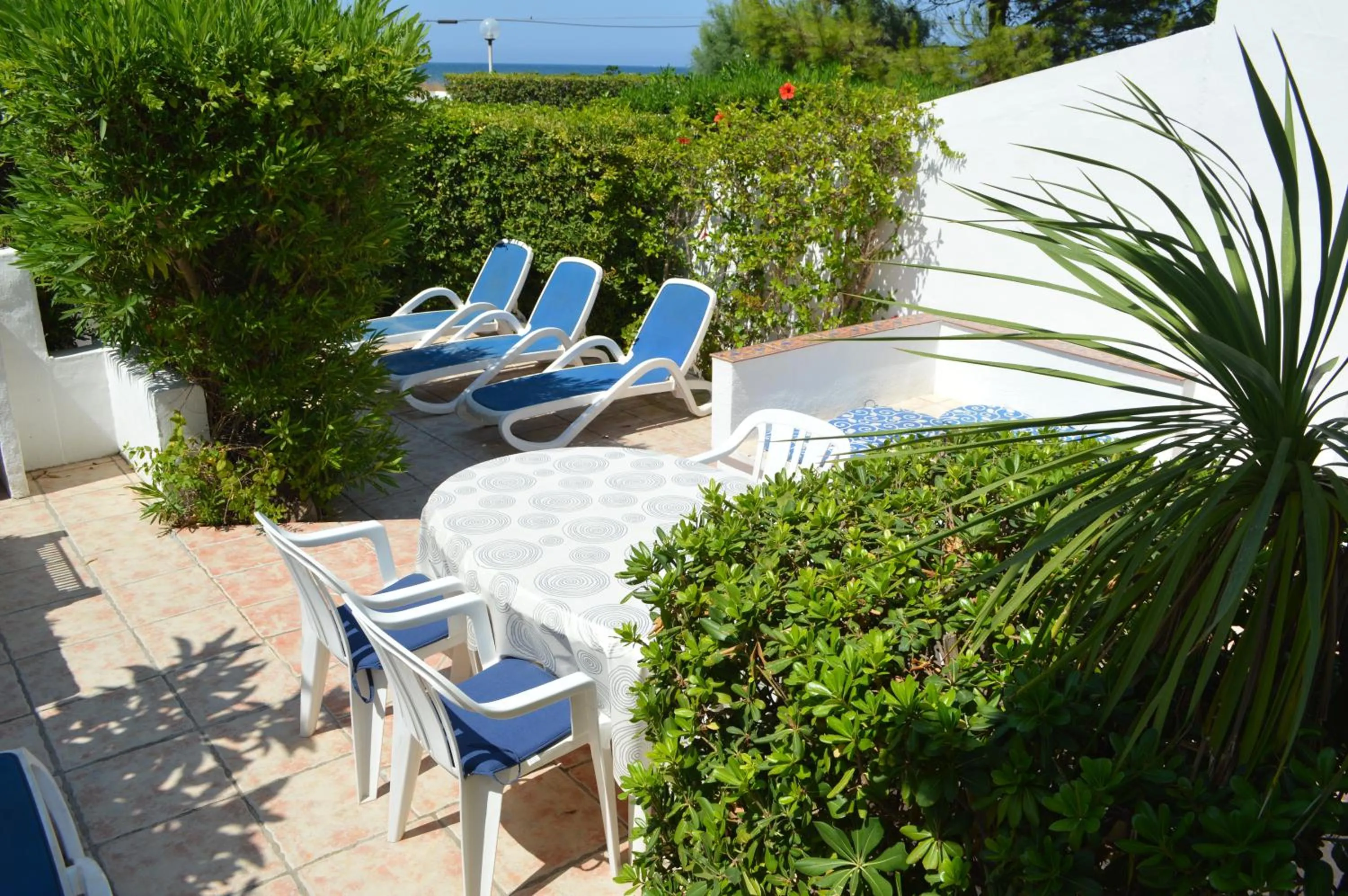Balcony/Terrace in Meerblick & Pool! Traumhaftes Reihenhaus am Strand