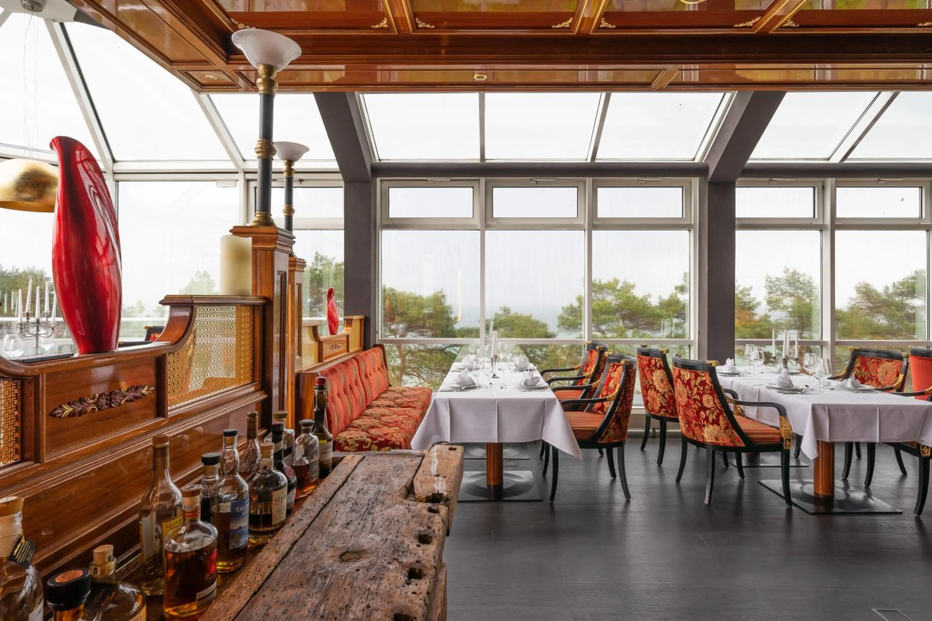 Restaurant/places to eat in Rugard Thermal Strandhotel