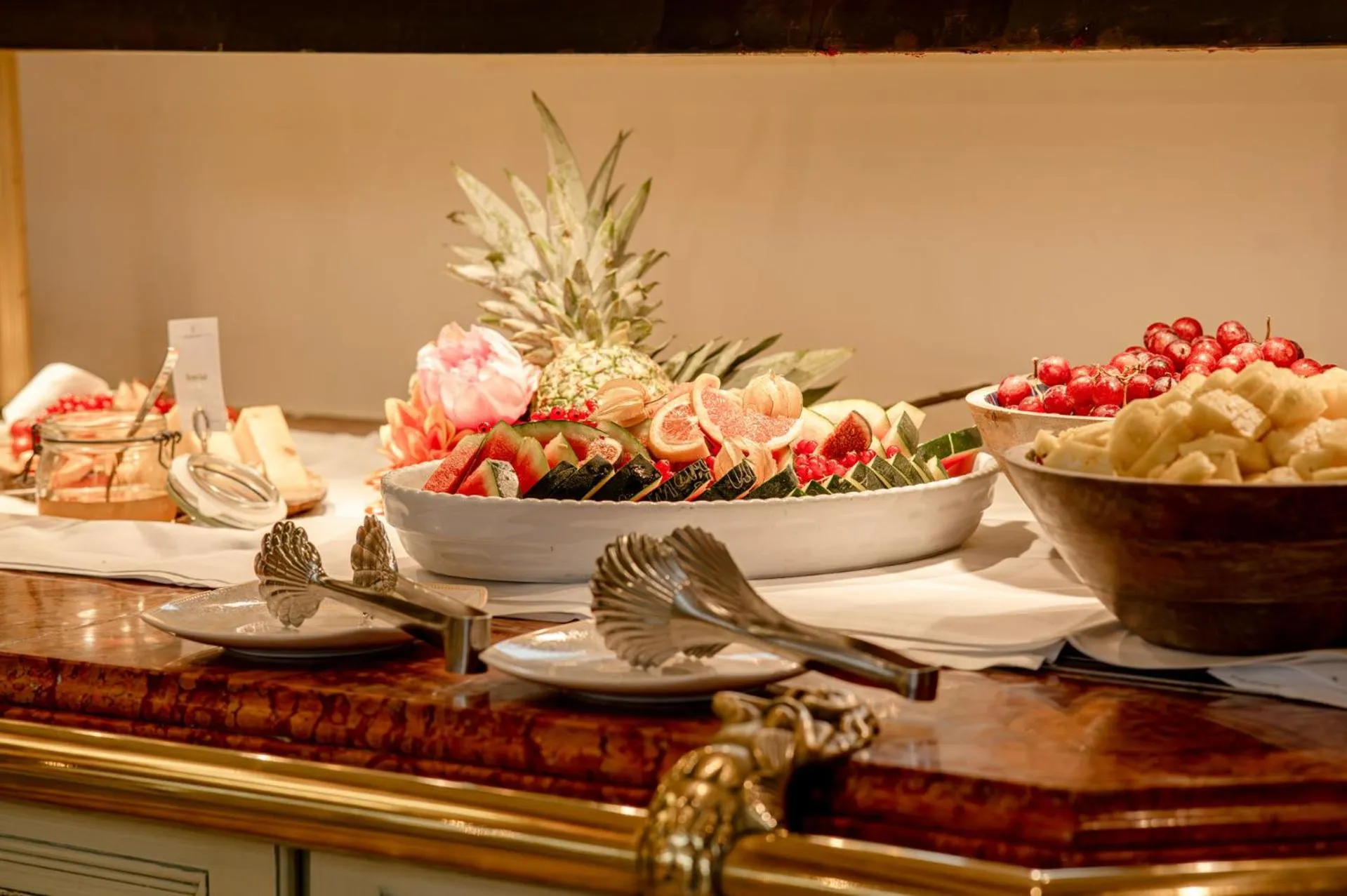 Buffet breakfast in Rugard Thermal Strandhotel