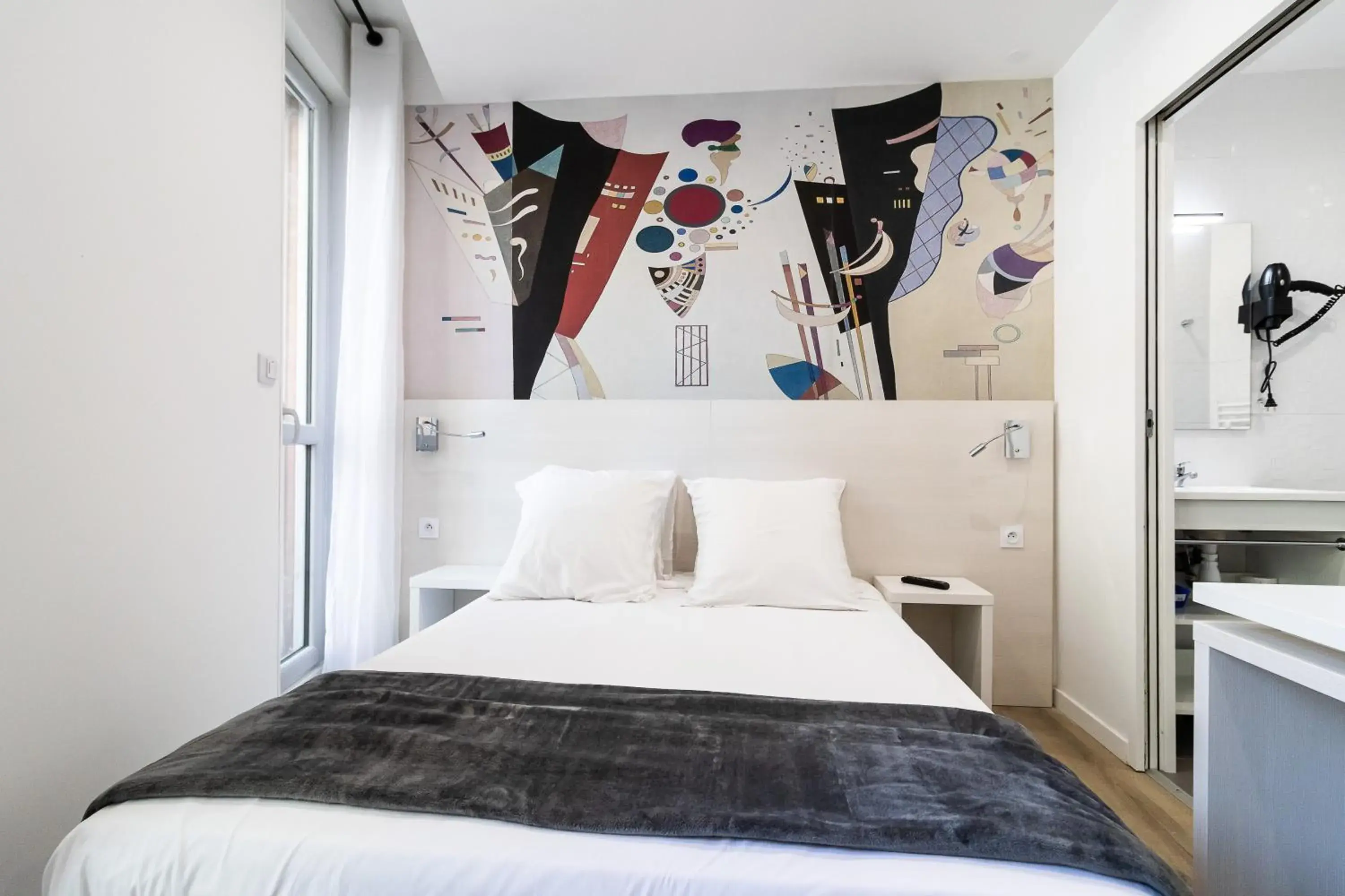 Superior Double Room in Residence le Pastel Jeanne d'Arc Superior Double Room in Residence le Pastel Jeanne d'Arc