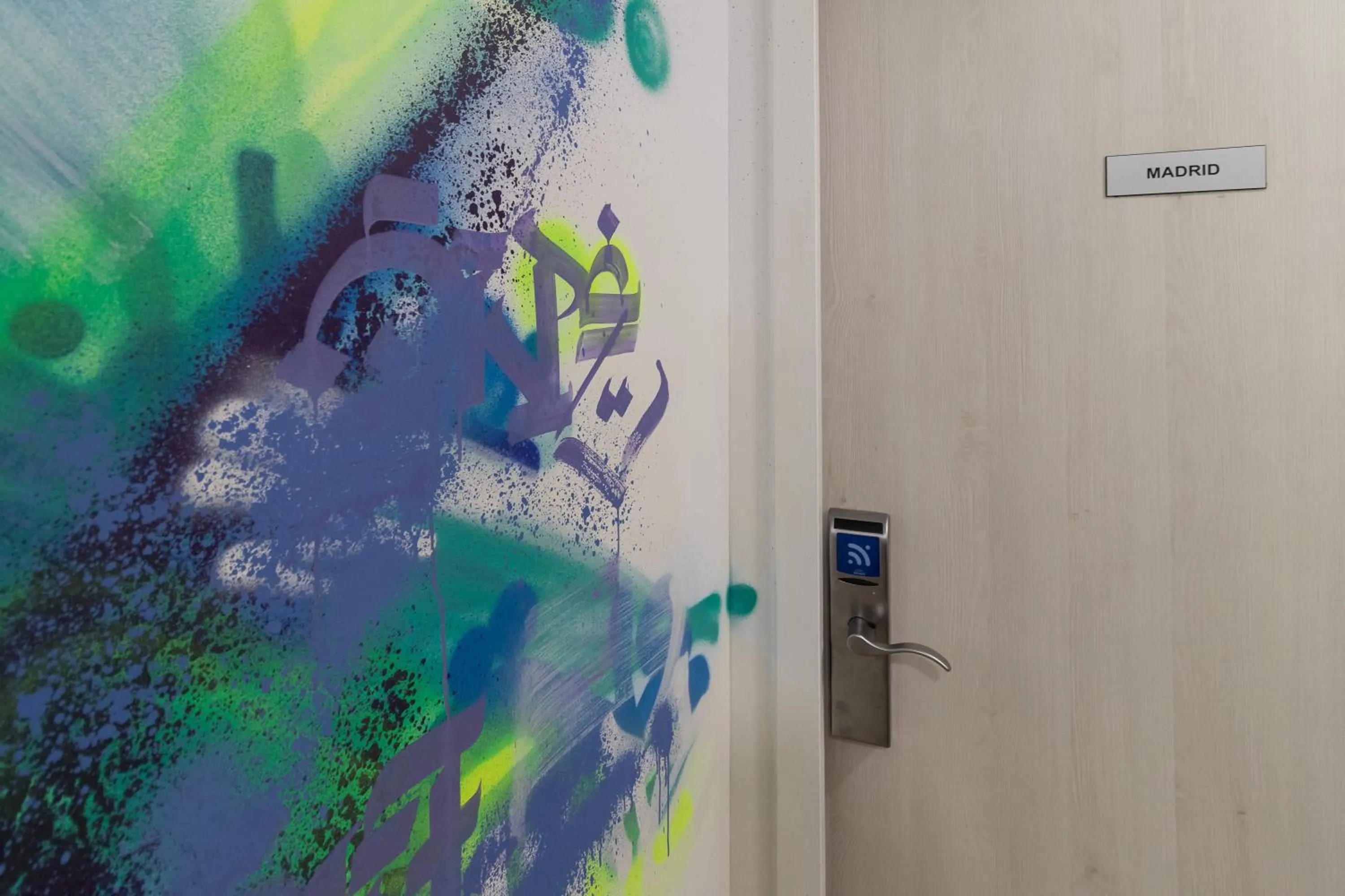 Decorative detail in Residence le Pastel Jeanne d'Arc