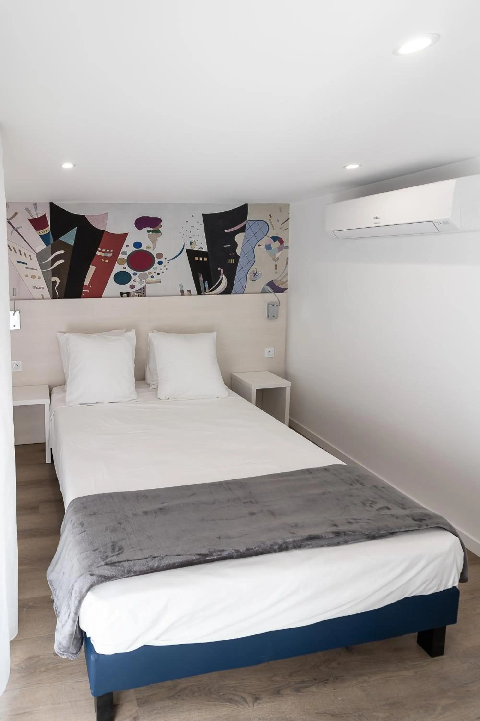 Bedroom, Bed in Residence le Pastel Jeanne d'Arc