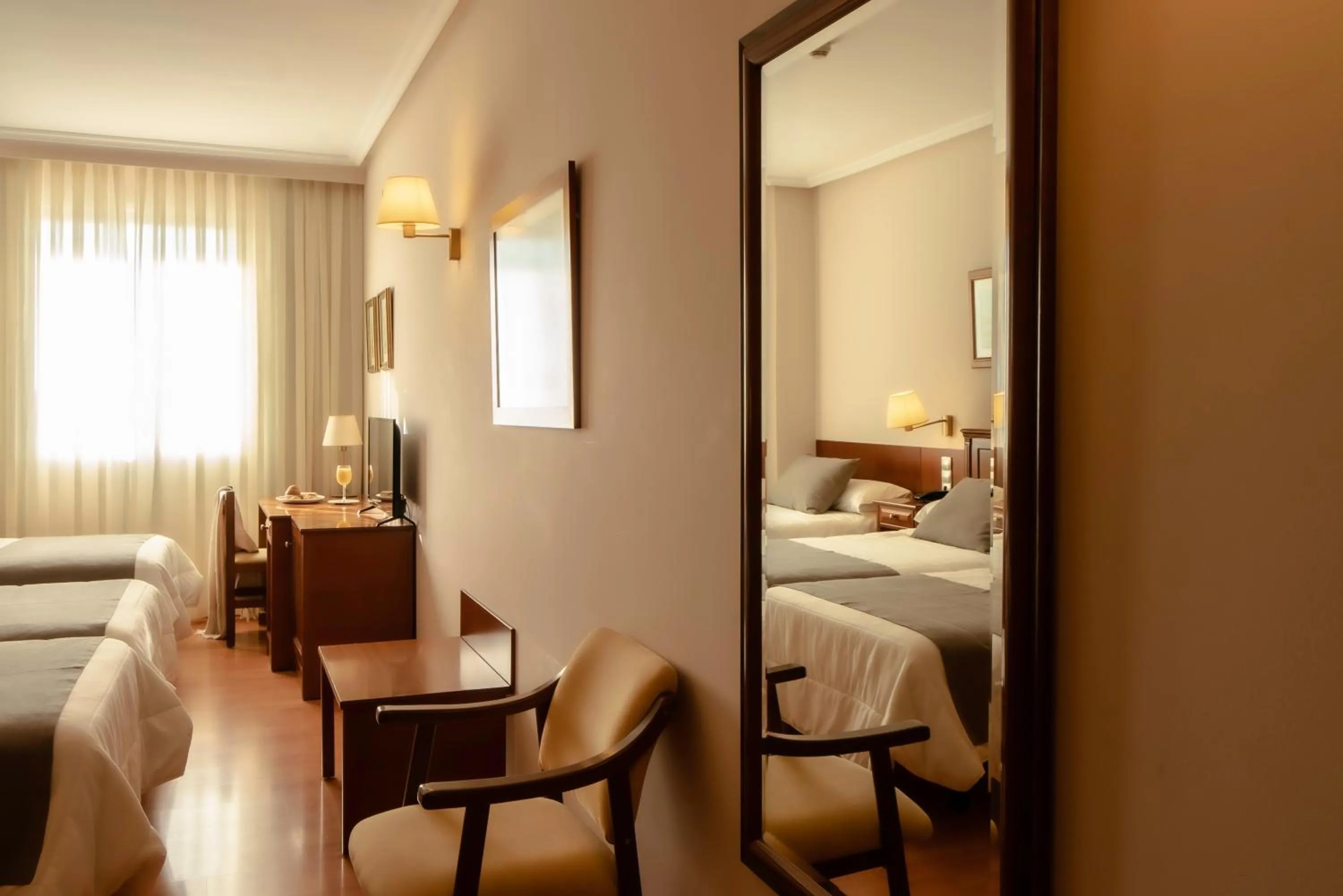 Photo of the whole room, Bed in Hotel Restaurante Emilio