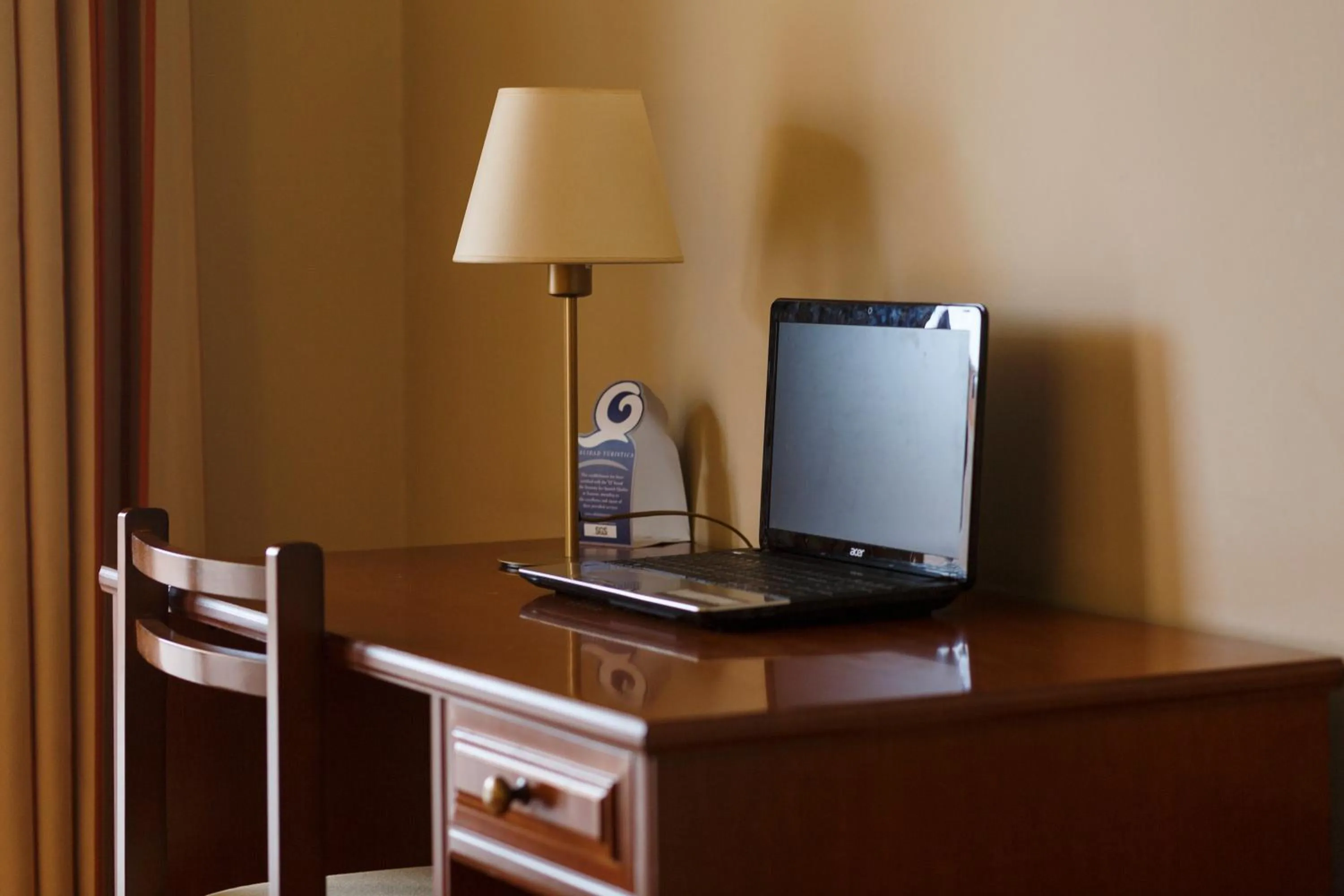 Bedroom in Hotel Restaurante Emilio
