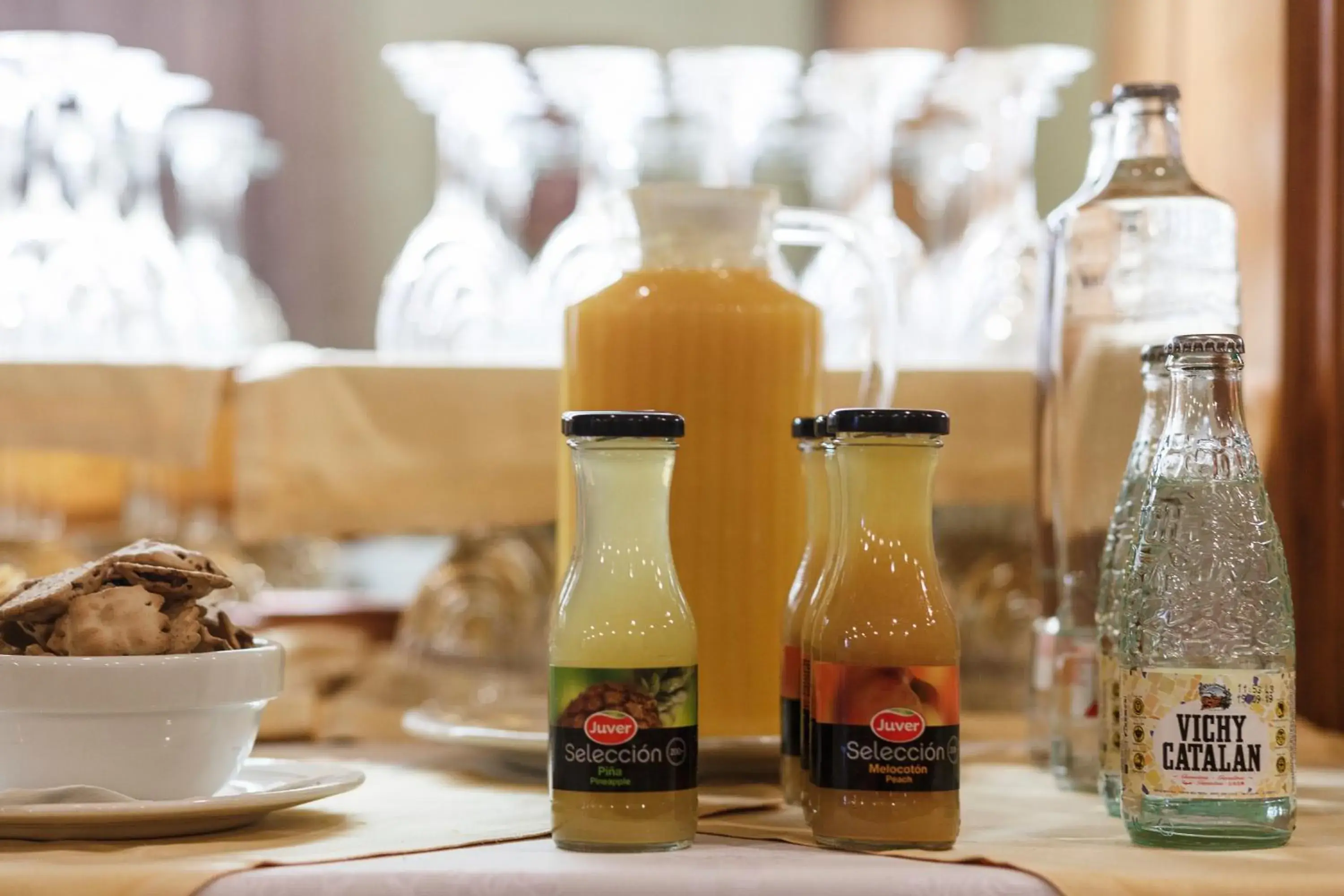 Lounge or bar in Hotel Restaurante Emilio Lounge or bar in Hotel Restaurante Emilio