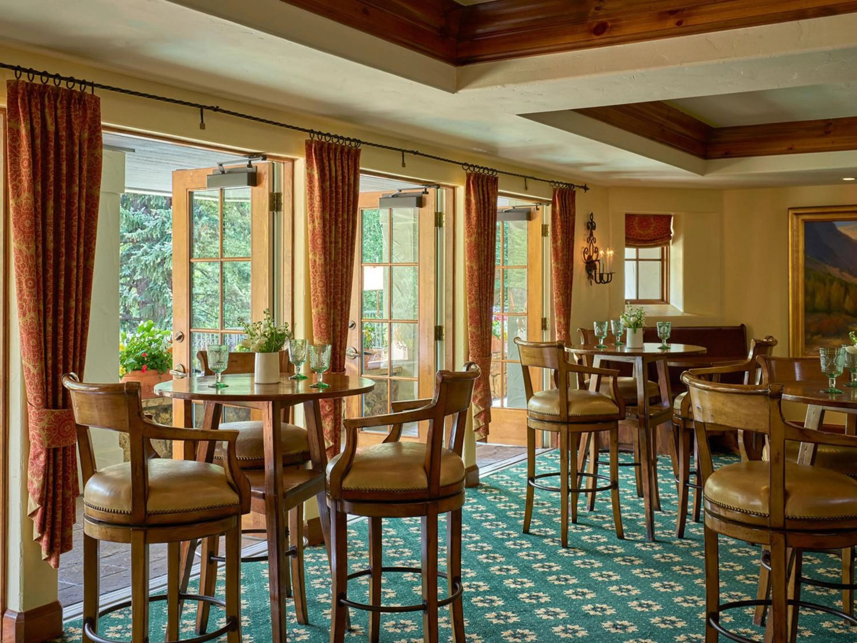 Restaurant/places to eat in Austria Haus Hotel