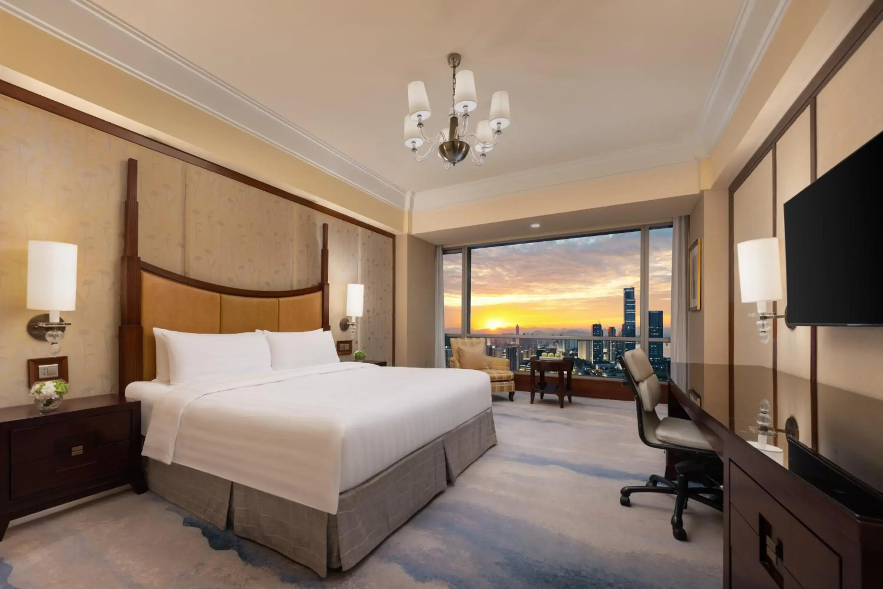 City view, Bed in Shangri-La Wenzhou City view, Bed in Shangri-La Wenzhou