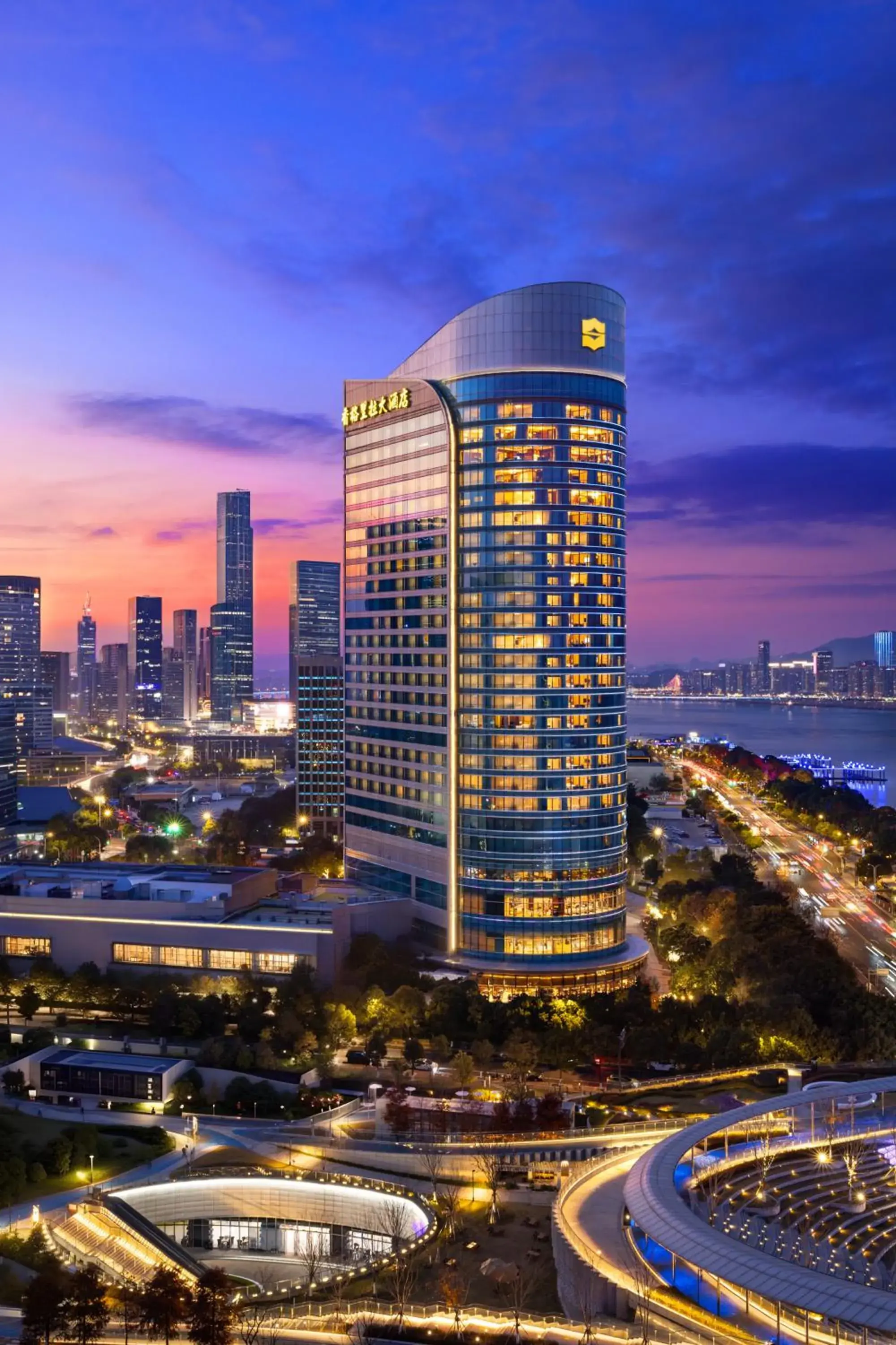 Property building in Shangri-La Wenzhou Property building in Shangri-La Wenzhou