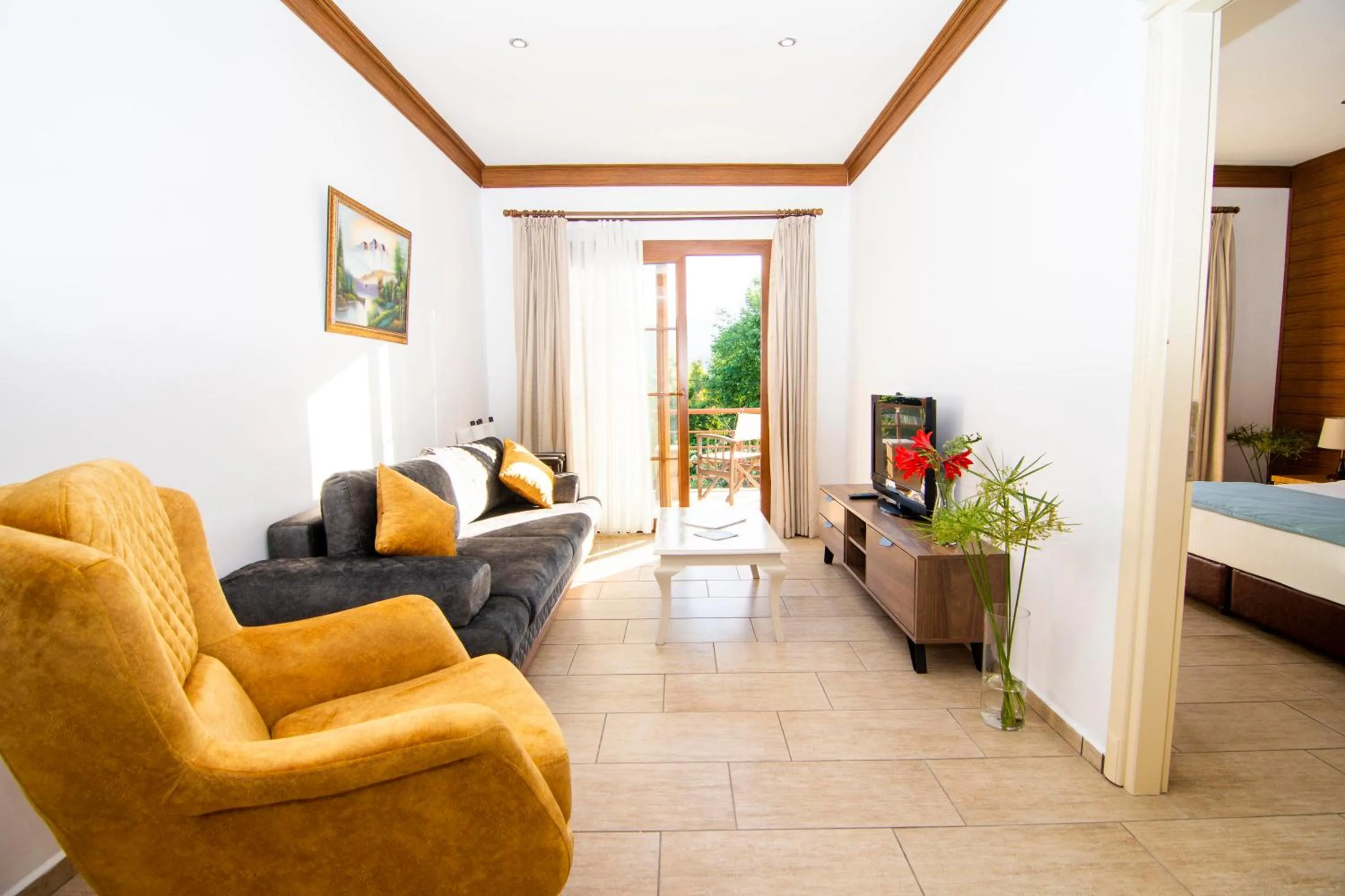 Photo of the whole room in Mesken Inn Göcek Hotel