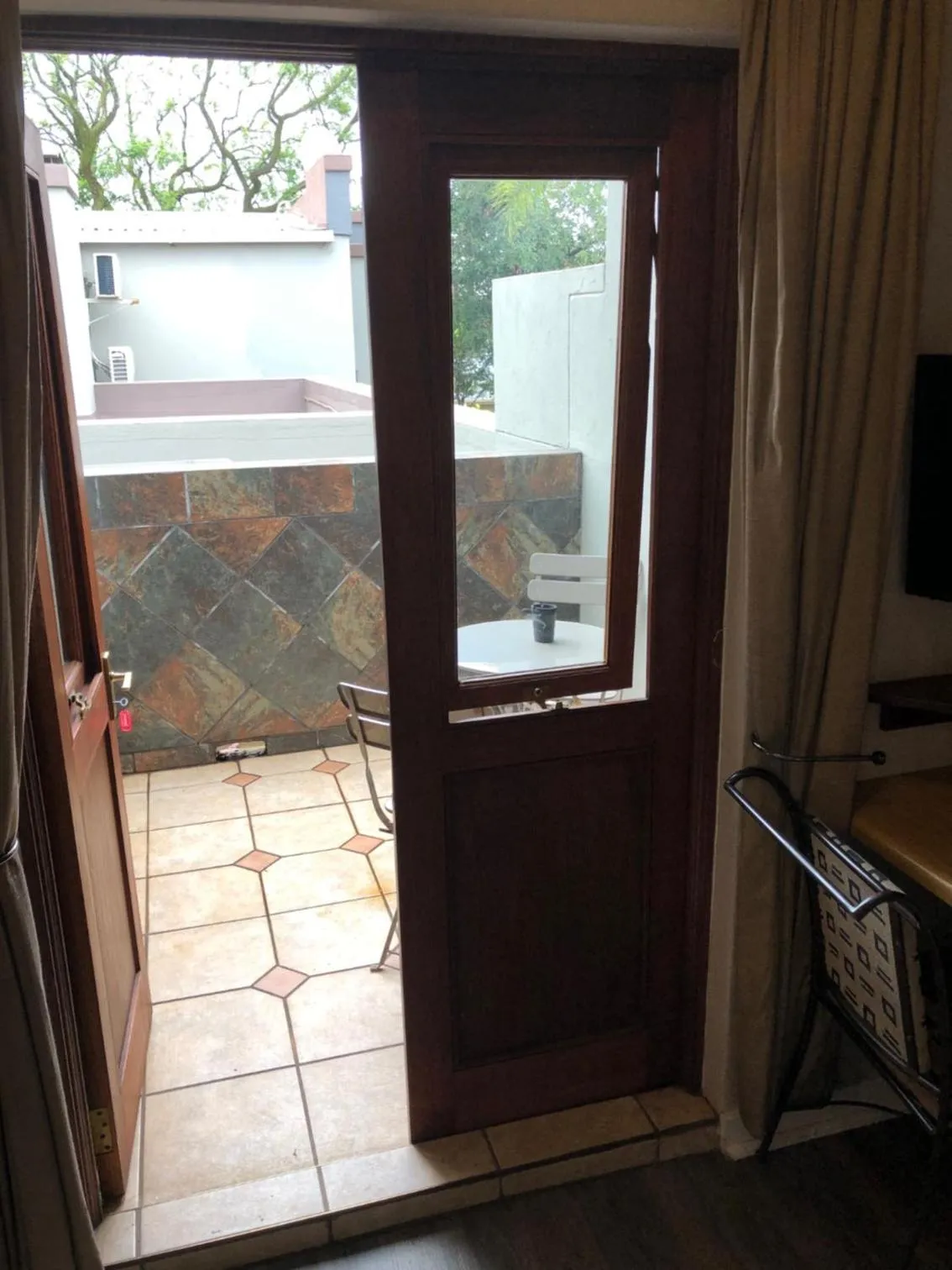 Facade/entrance in 314 on Clark Guest House