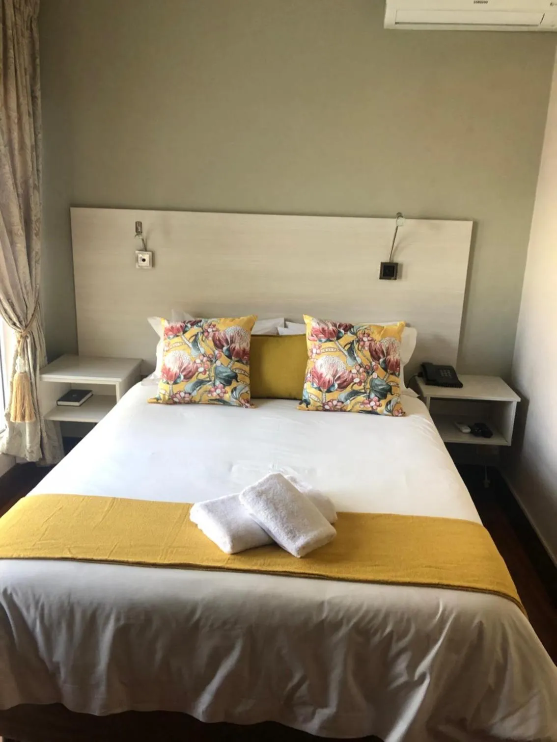 Bed in 314 on Clark Guest House