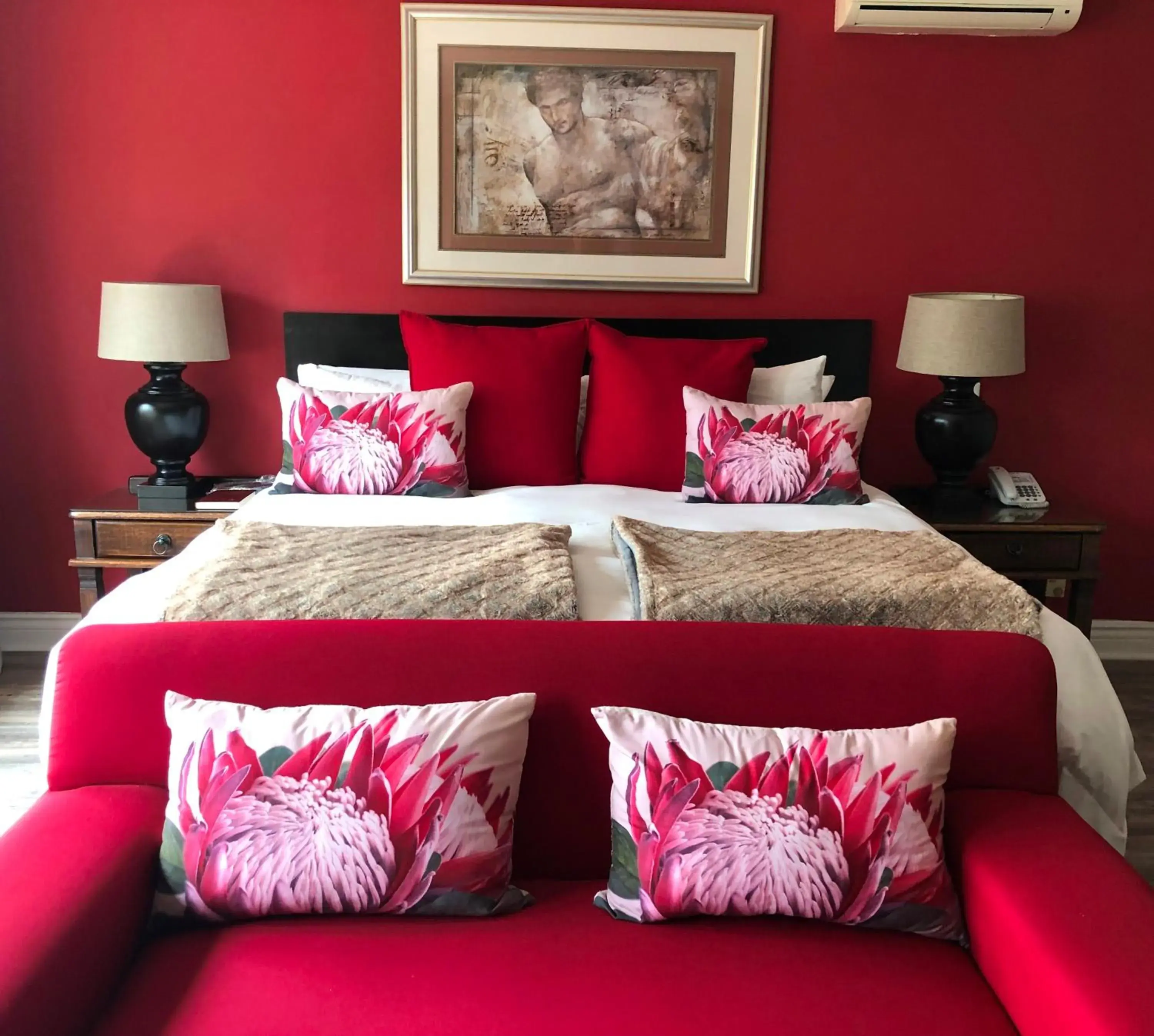 Executive Suite - single occupancy in 314 on Clark Guest House Executive Suite - single occupancy in 314 on Clark Guest House