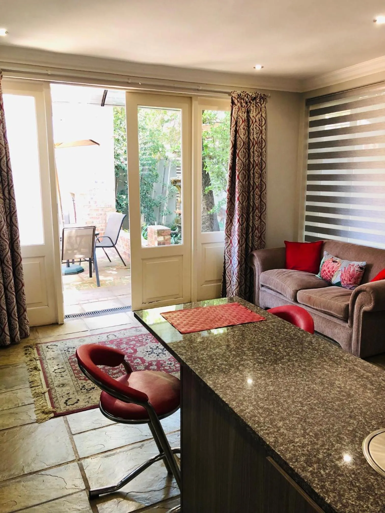 Kitchen or kitchenette in 314 on Clark Guest House