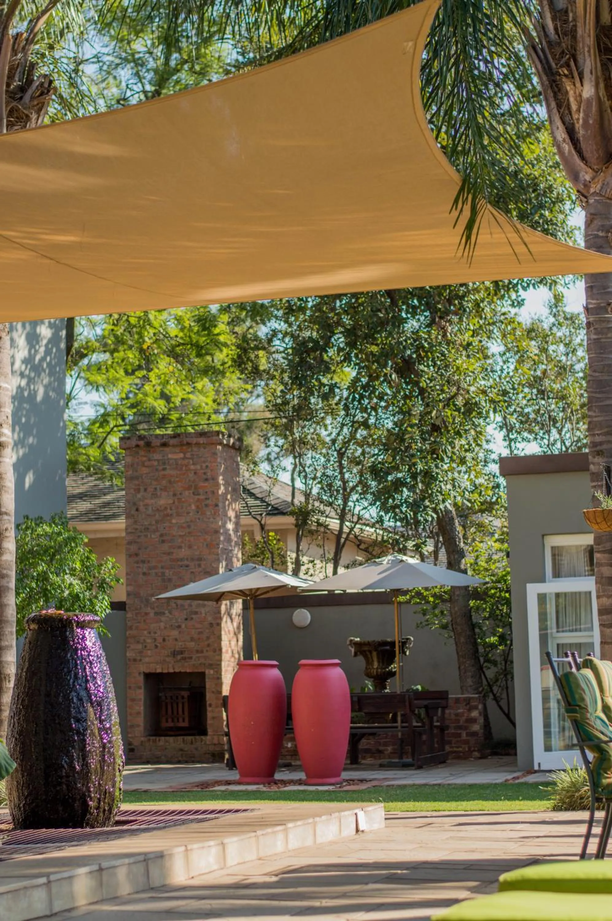 Garden in 314 on Clark Guest House