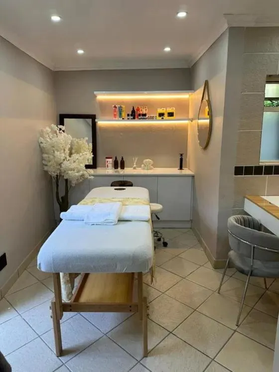 Spa and wellness centre/facilities in 314 on Clark Guest House