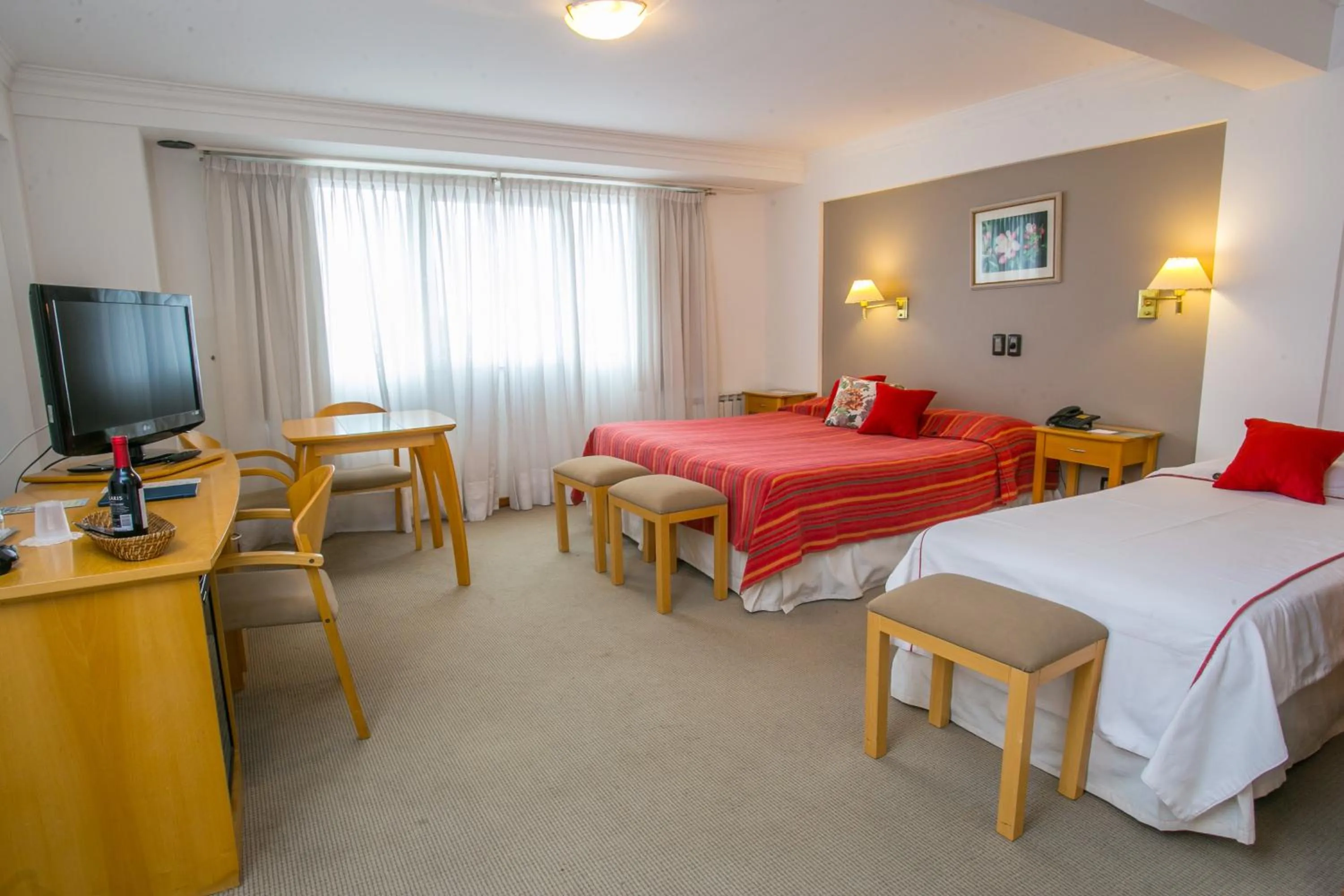 Photo of the whole room, Bed in Hotel Ayres Del Nahuel