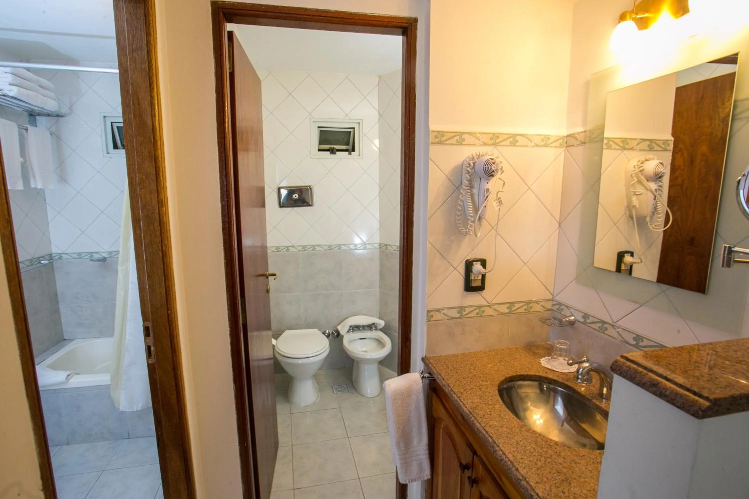 Photo of the whole room in Hotel Ayres Del Nahuel