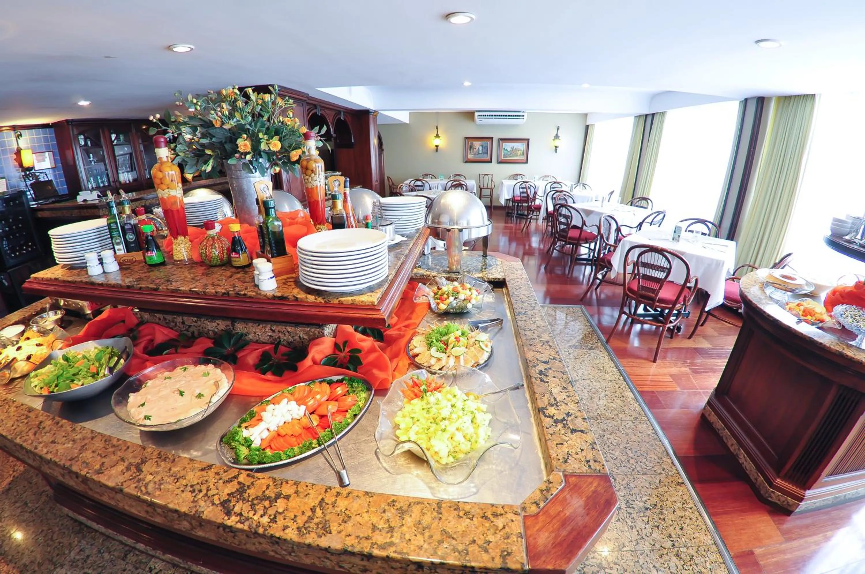 Restaurant/places to eat in Ritter Hotéis