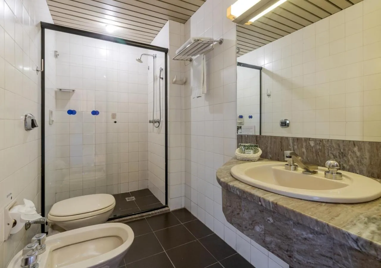 Shower in Ritter Hotéis