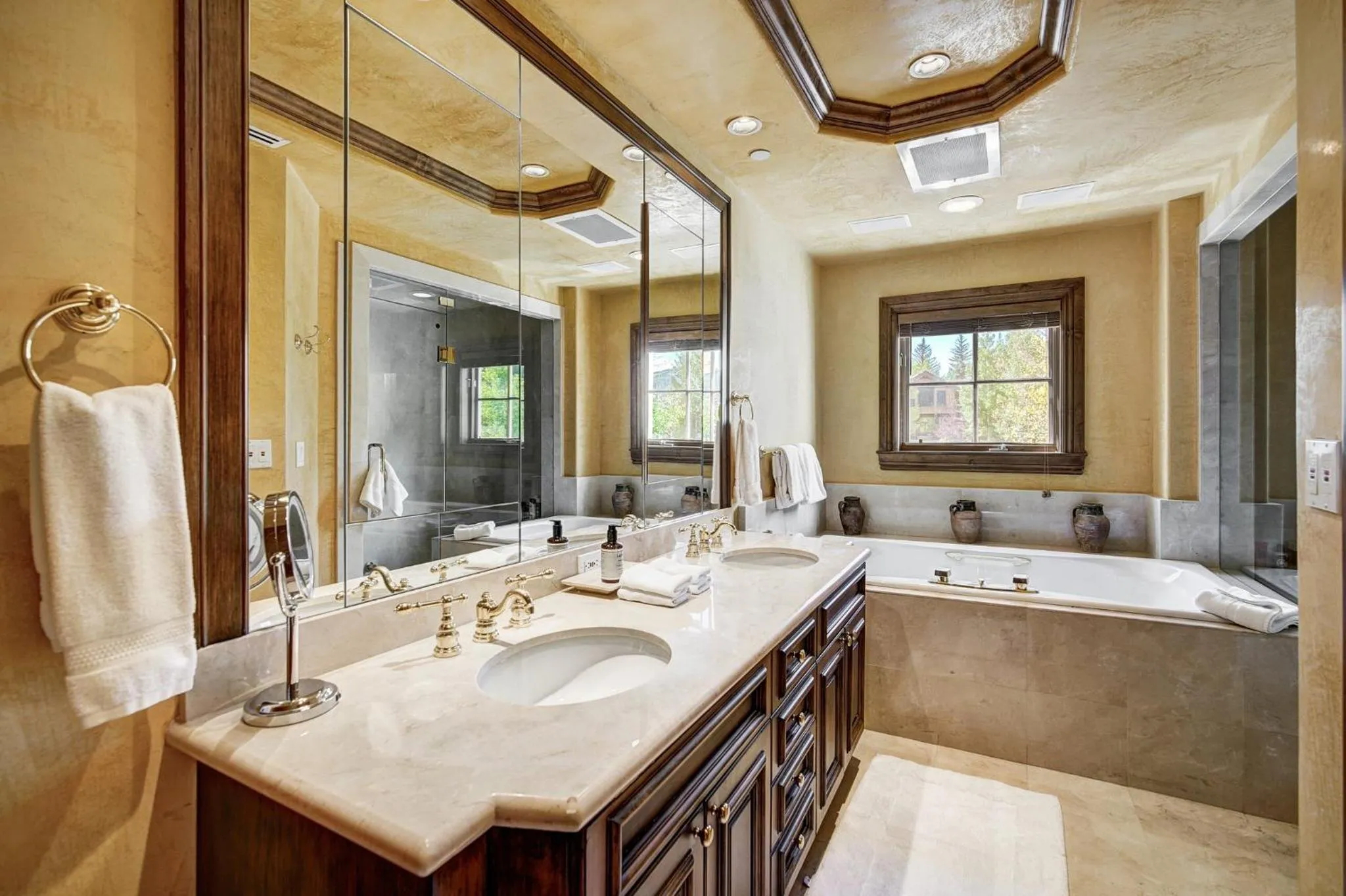 Bathroom in Lodge at Vail, A RockResort
