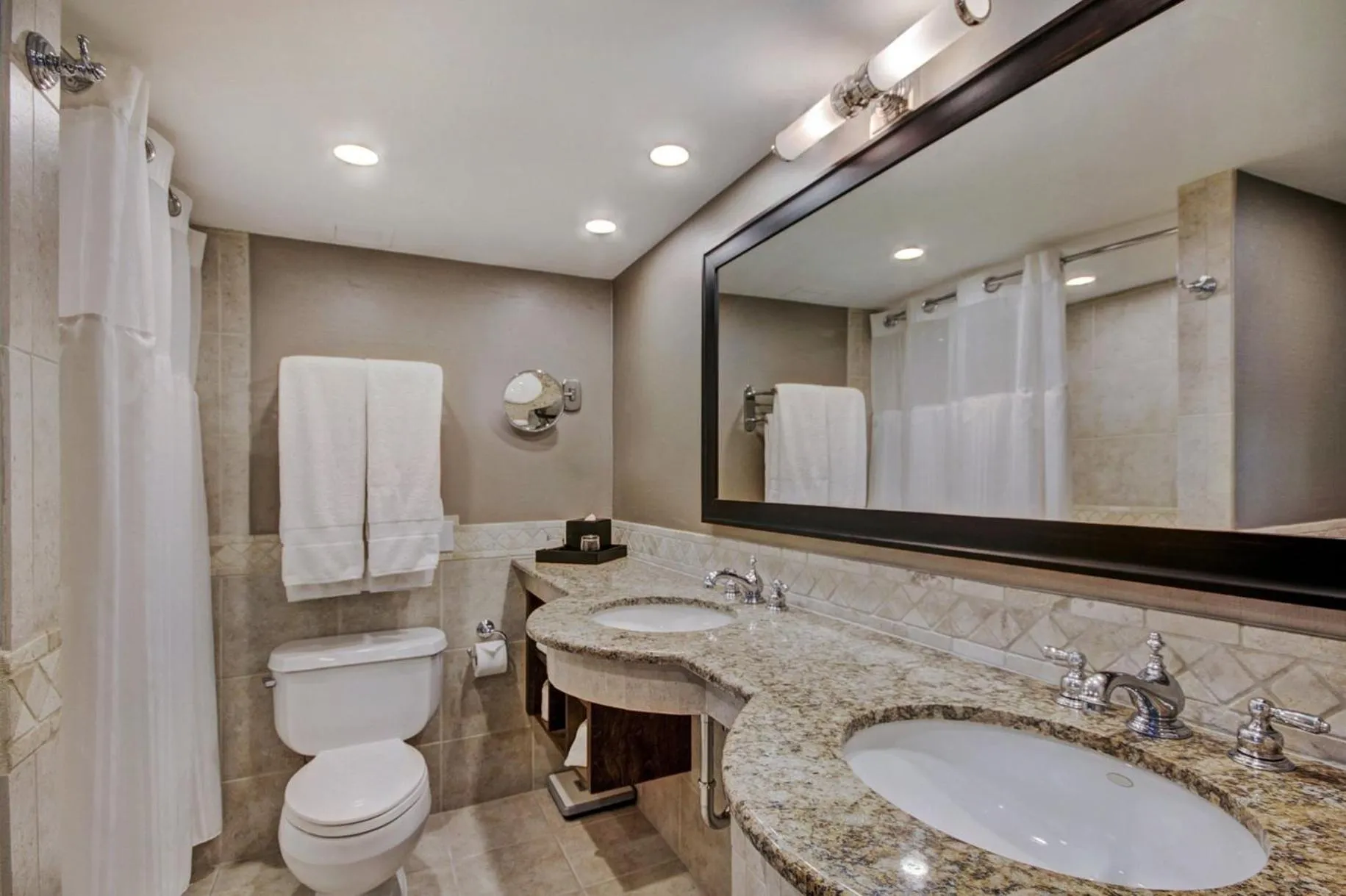 Bathroom in Lodge at Vail, A RockResort