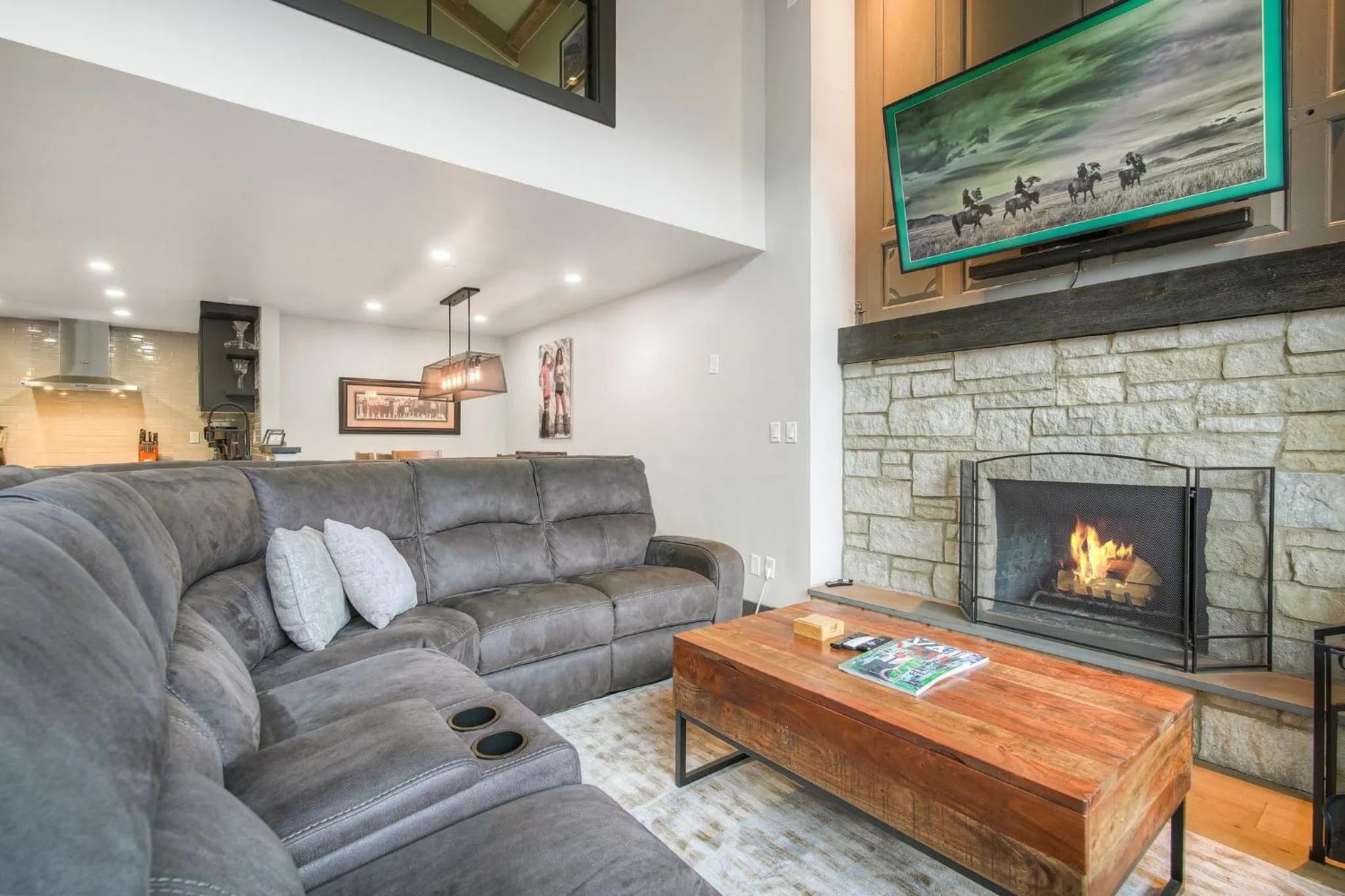 Living room in Lodge at Vail, A RockResort by Vail Resorts