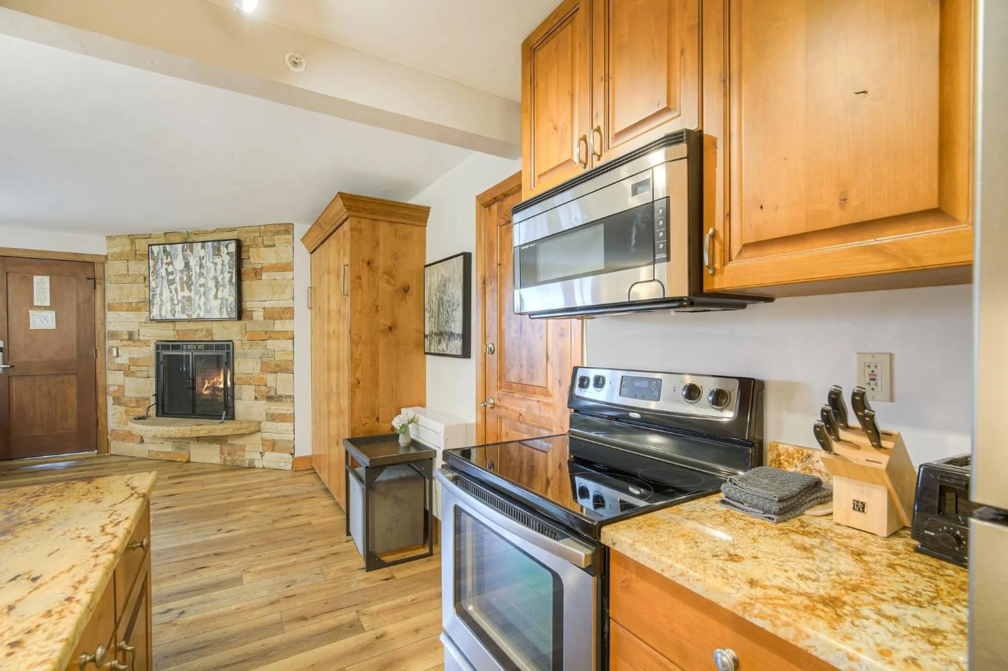 Kitchen or kitchenette in Lodge at Vail, A RockResort by Vail Resorts