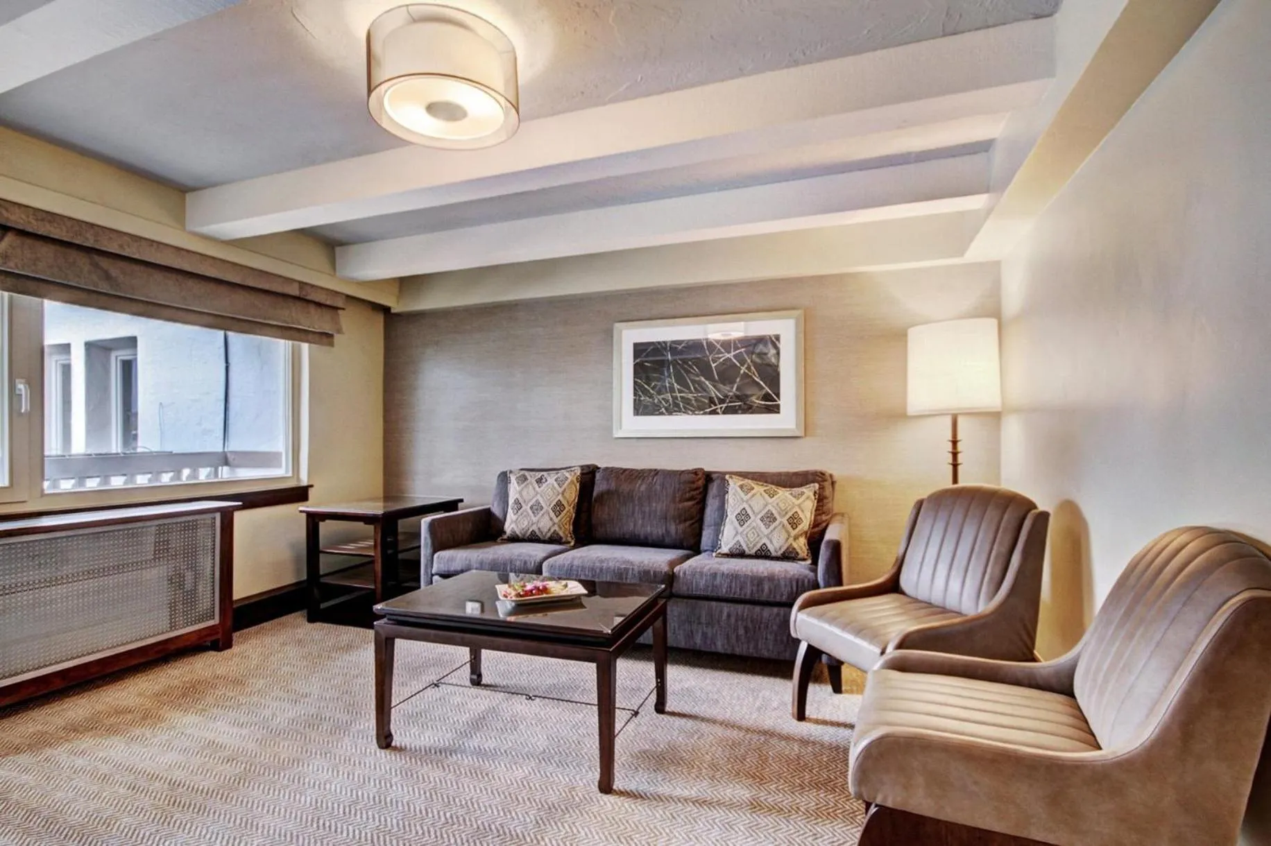 Living room in Lodge at Vail, A RockResort