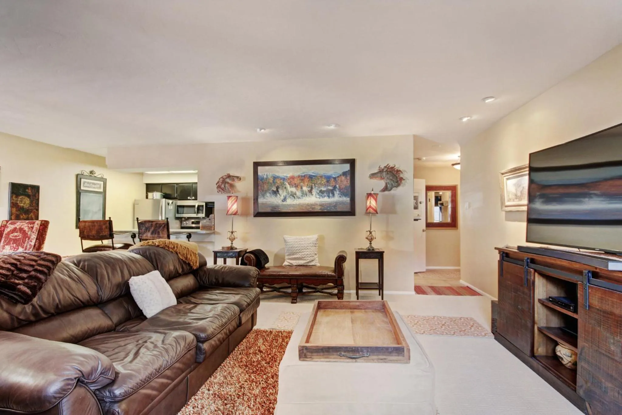 Living room in Lodge at Vail, A RockResort