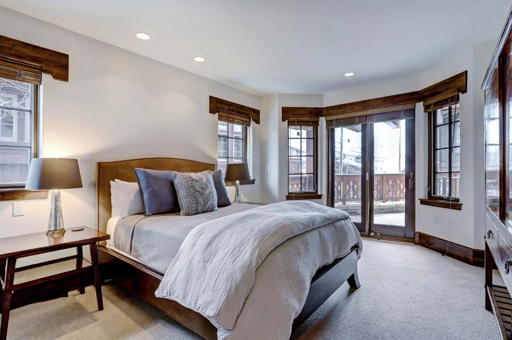 Bedroom, Bed in Lodge at Vail, A RockResort