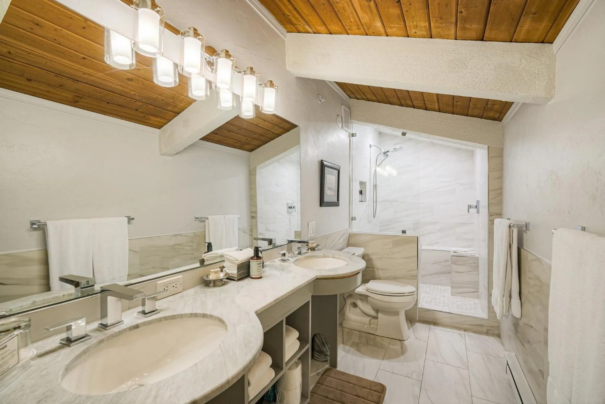 Bathroom in Lodge at Vail, A RockResort by Vail Resorts