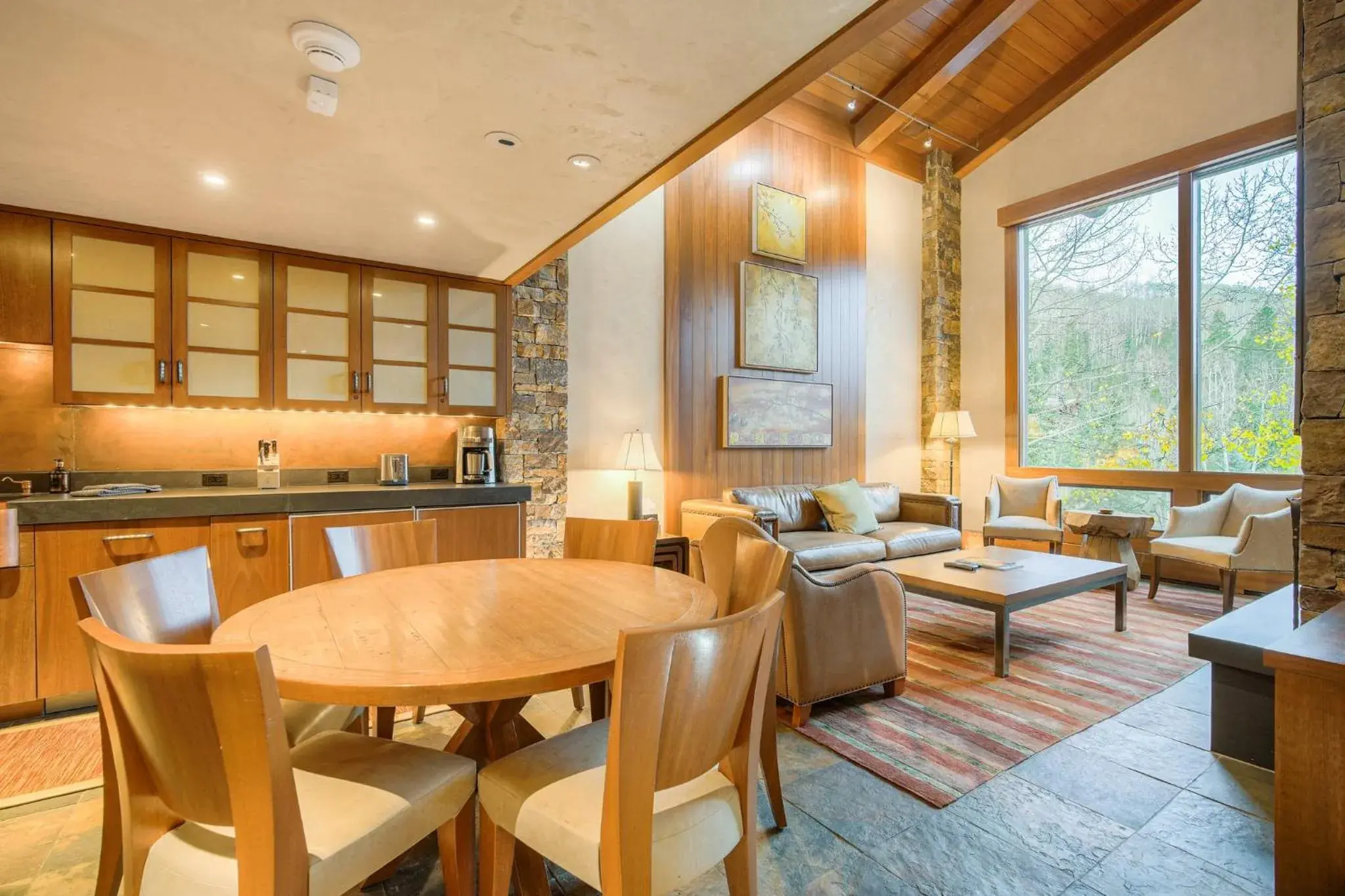 Restaurant/places to eat in Lodge at Vail, A RockResort by Vail Resorts Restaurant/places to eat in Lodge at Vail, A RockResort by Vail Resorts