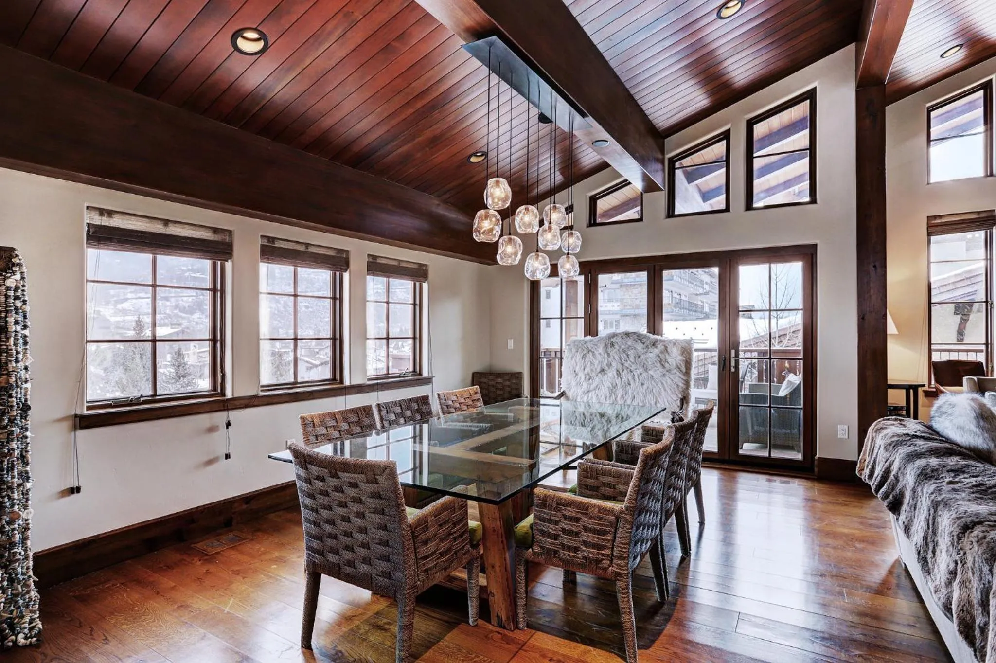 Living room in Lodge at Vail, A RockResort