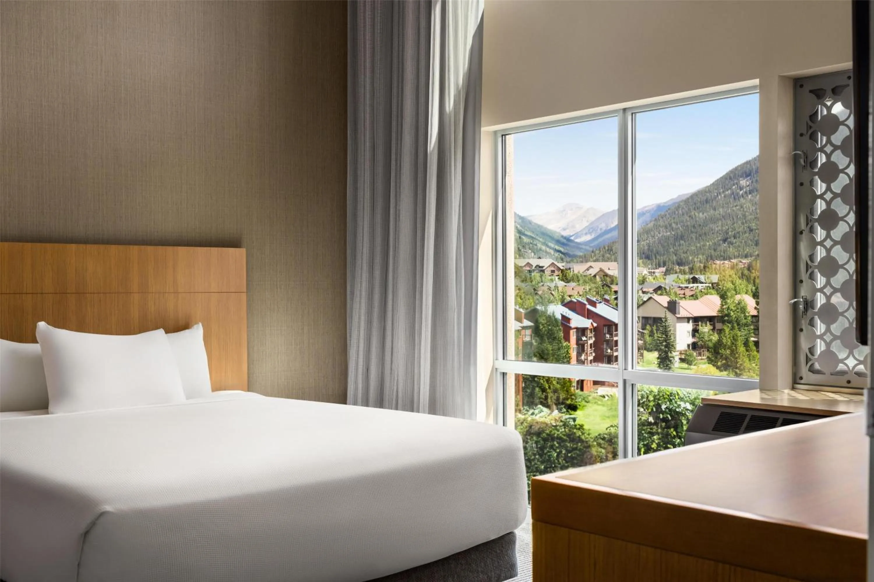 View (from property/room), Bed in Hyatt Place Keystone - Dillon