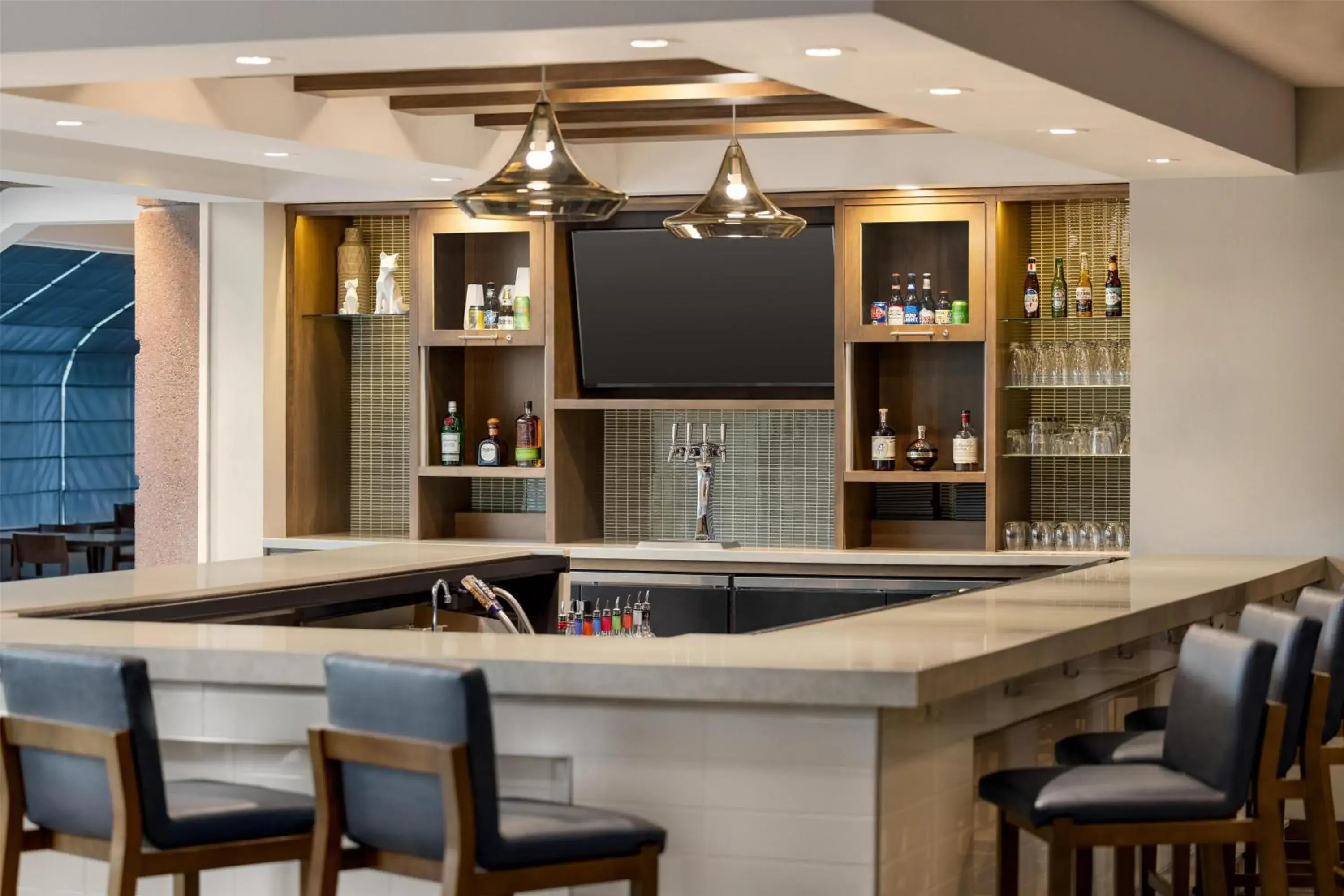 Lounge or bar in Hyatt Place Keystone - Dillon Lounge or bar in Hyatt Place Keystone - Dillon