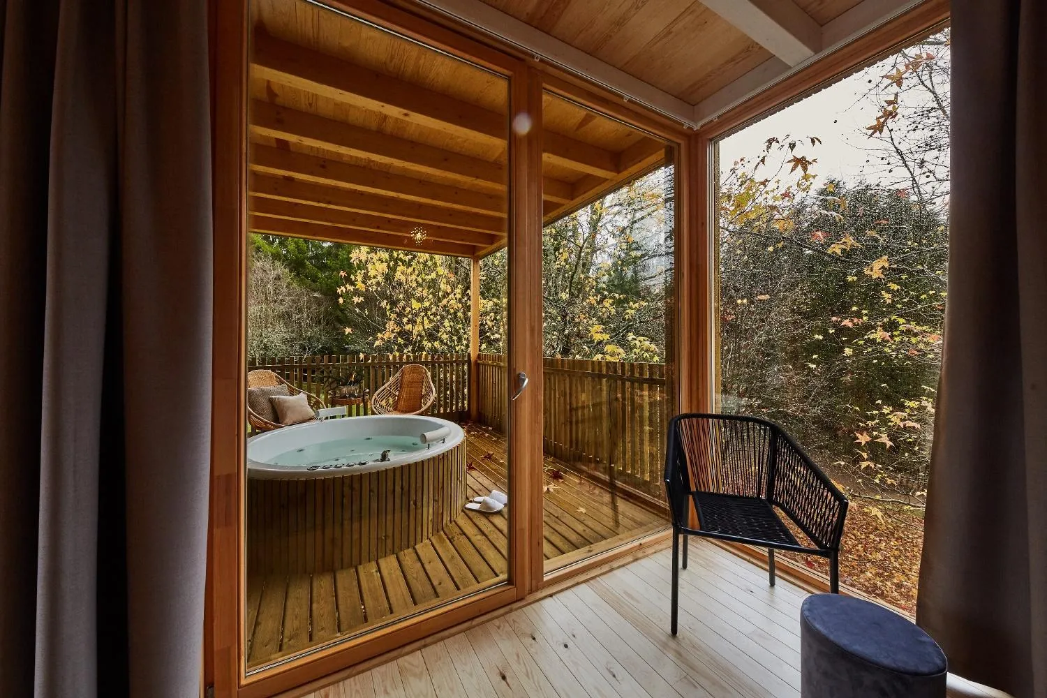 Hot Tub in HolaCamp Camino