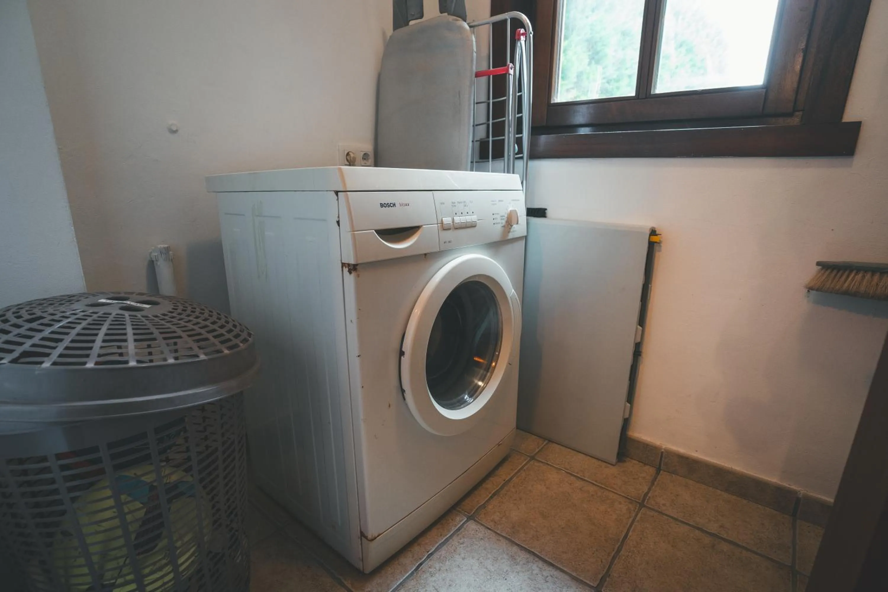 washing machine in HolaCamp Camino