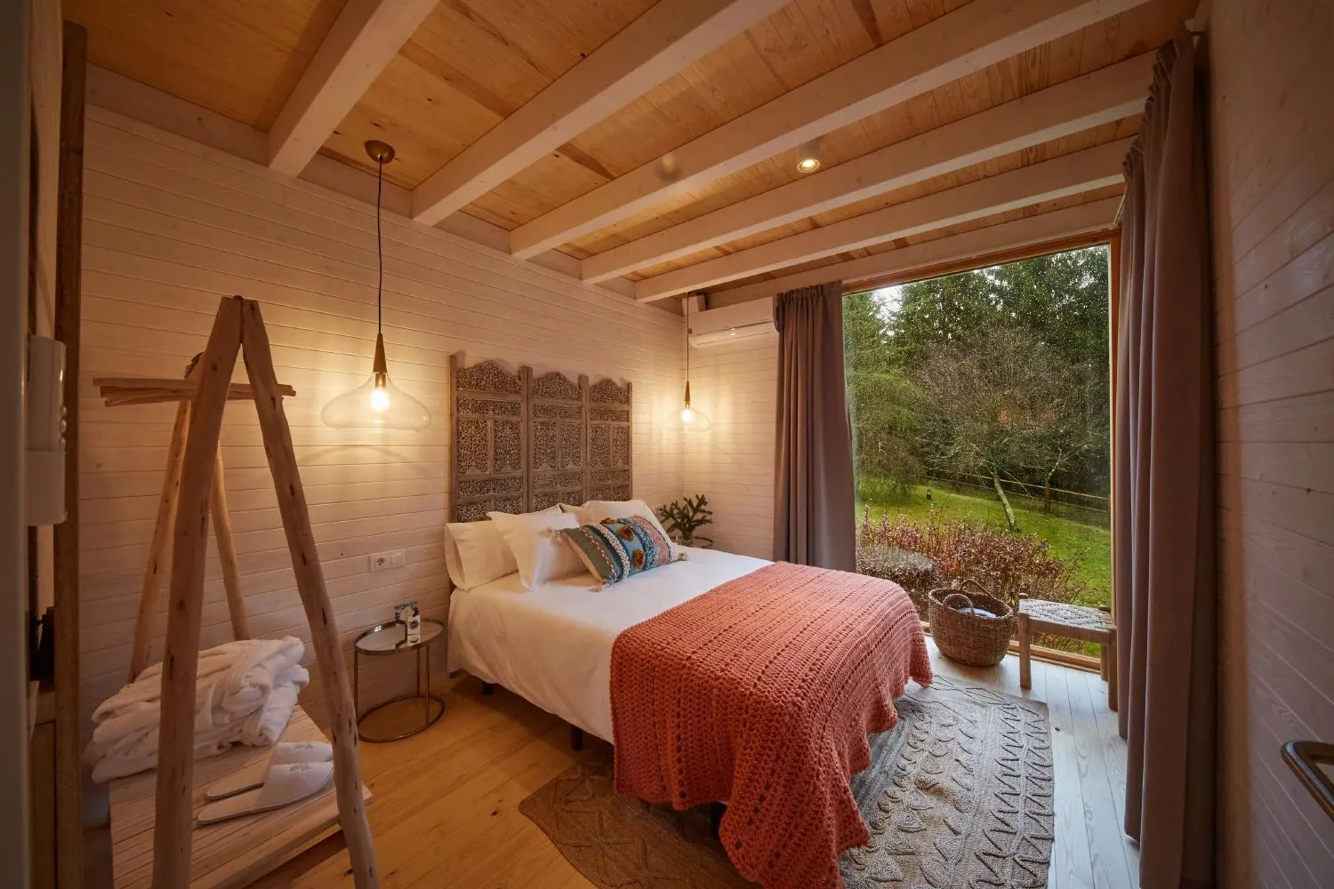 Bedroom, Bed in HolaCamp Camino