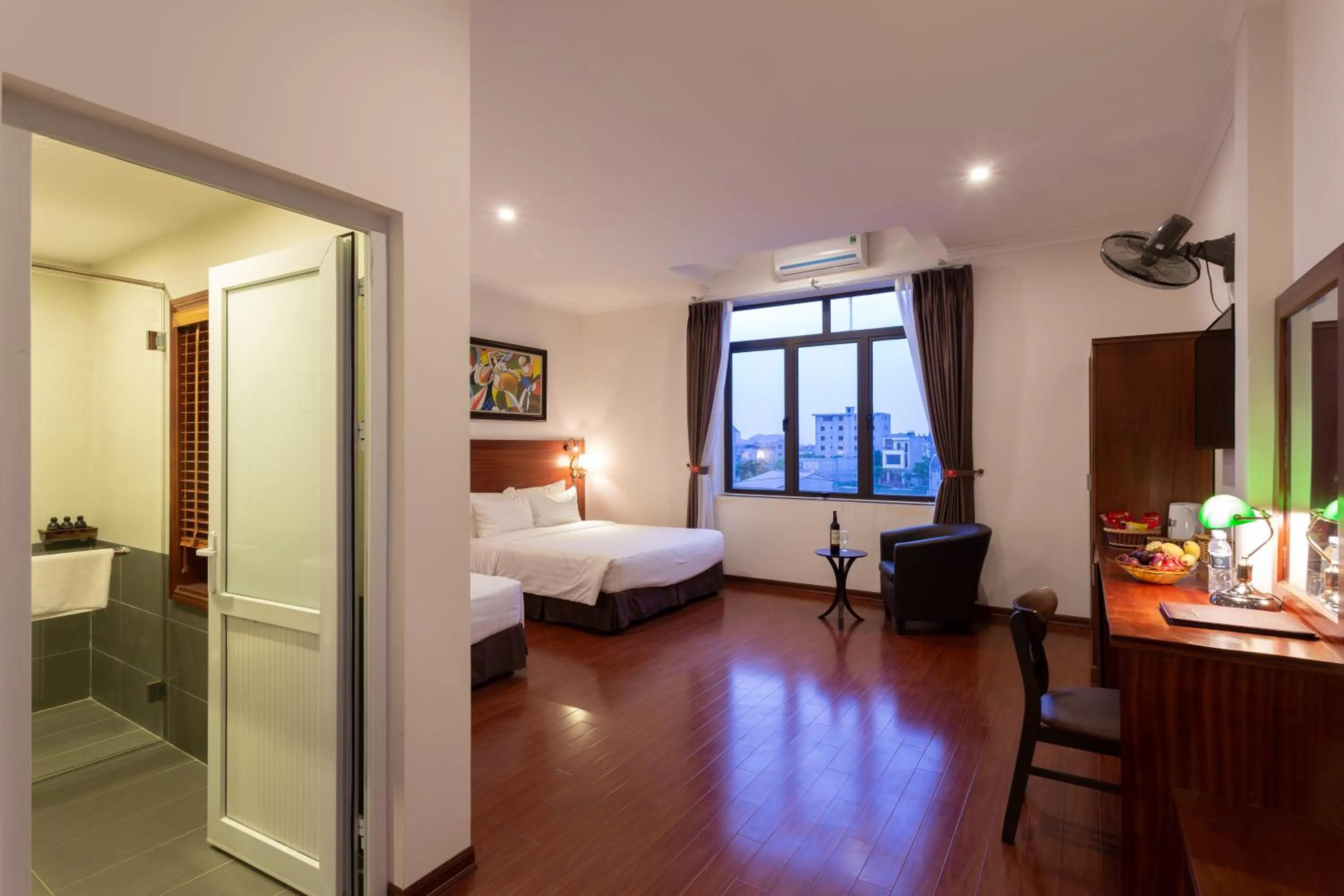 Bed in The Melbourne Hotel