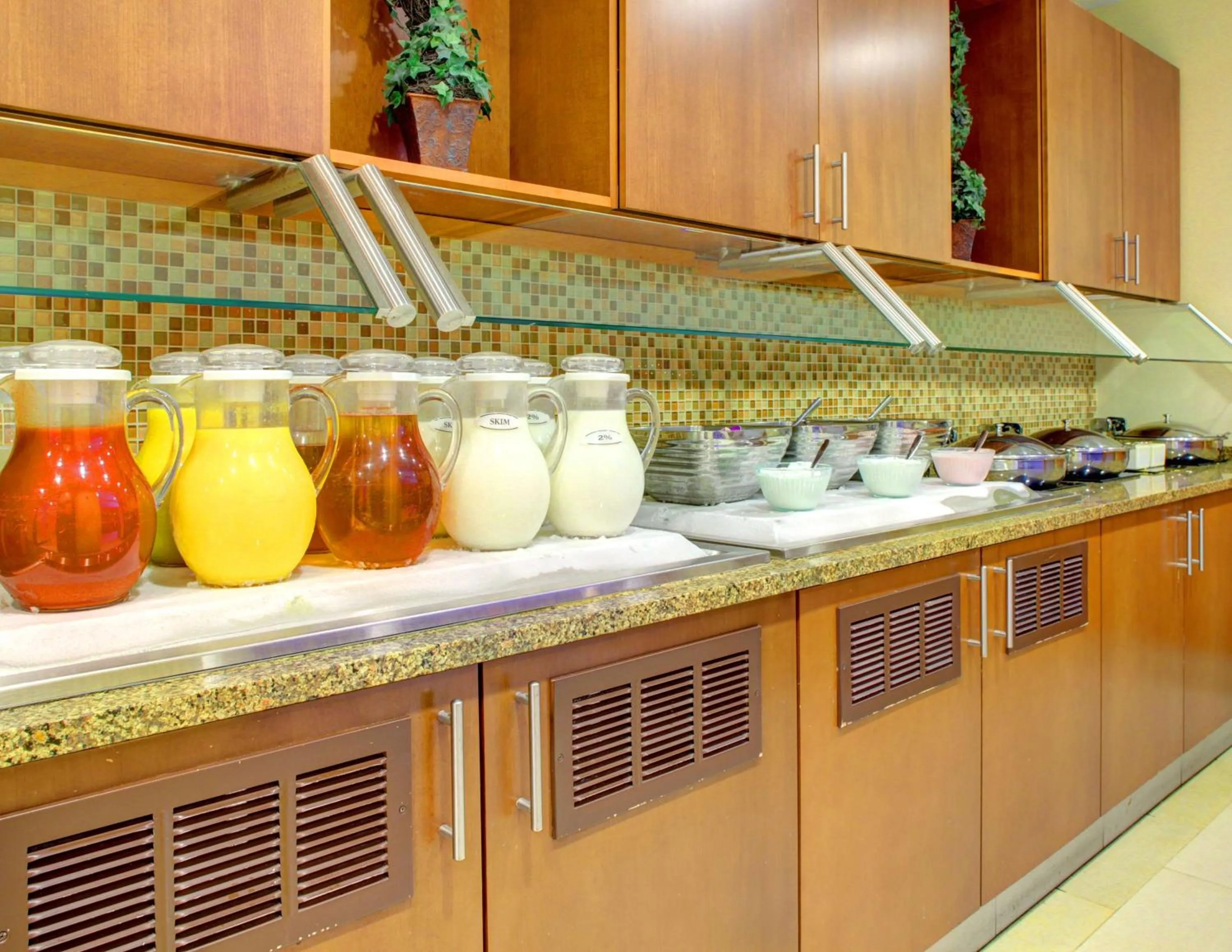 Restaurant/places to eat in Hyatt House Fort Lauderdale Airport/Cruise Port