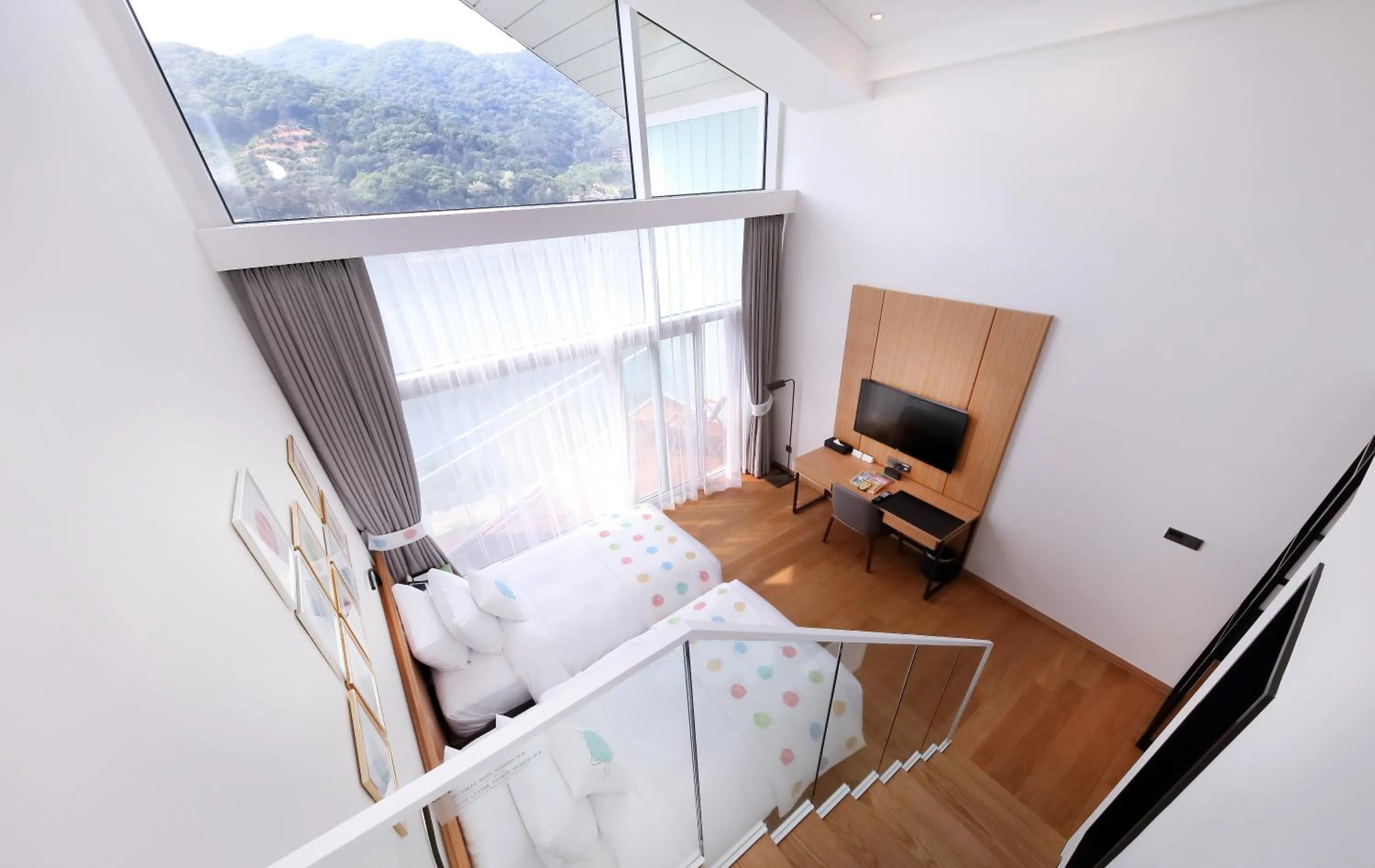 Bed in Midas Hotel & Resort