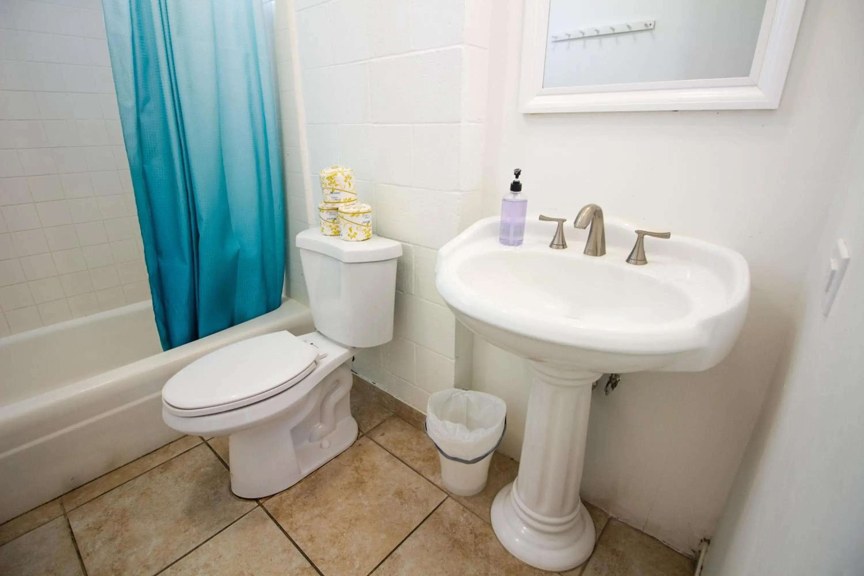 Waikiki Beachside Hostel Waikiki Beachside Hostel