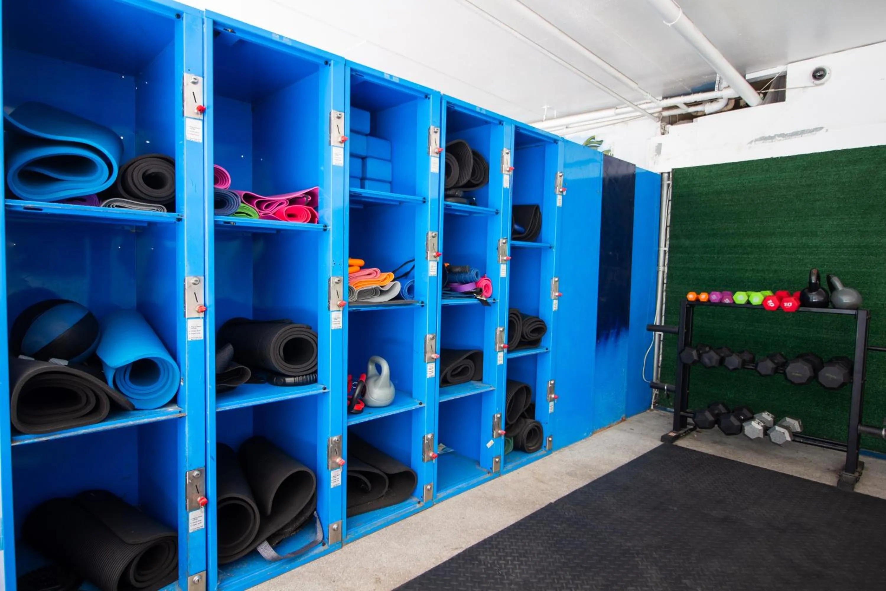 Fitness centre/facilities in Waikiki Beachside Hostel