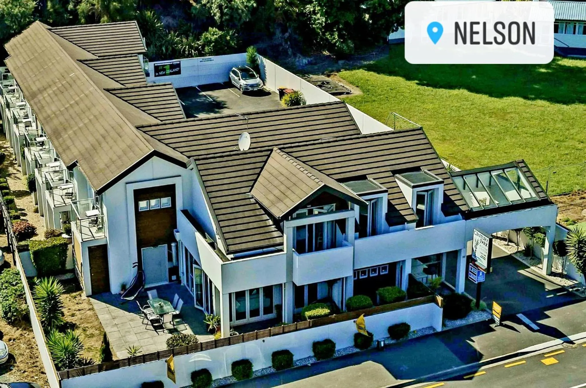 Bird's eye view in Century Park