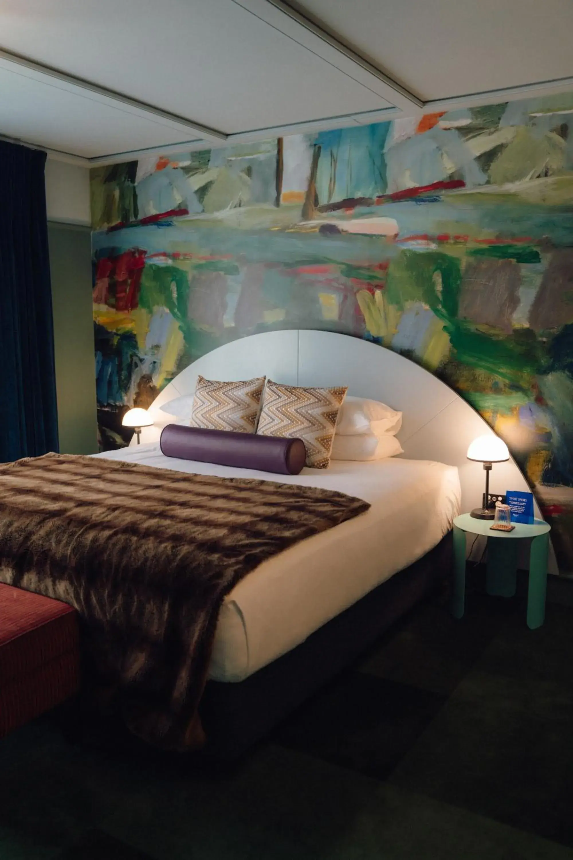 Bed in The Central Hotel Queenstown, A Naumi Chapter Bed in The Central Hotel Queenstown, A Naumi Chapter