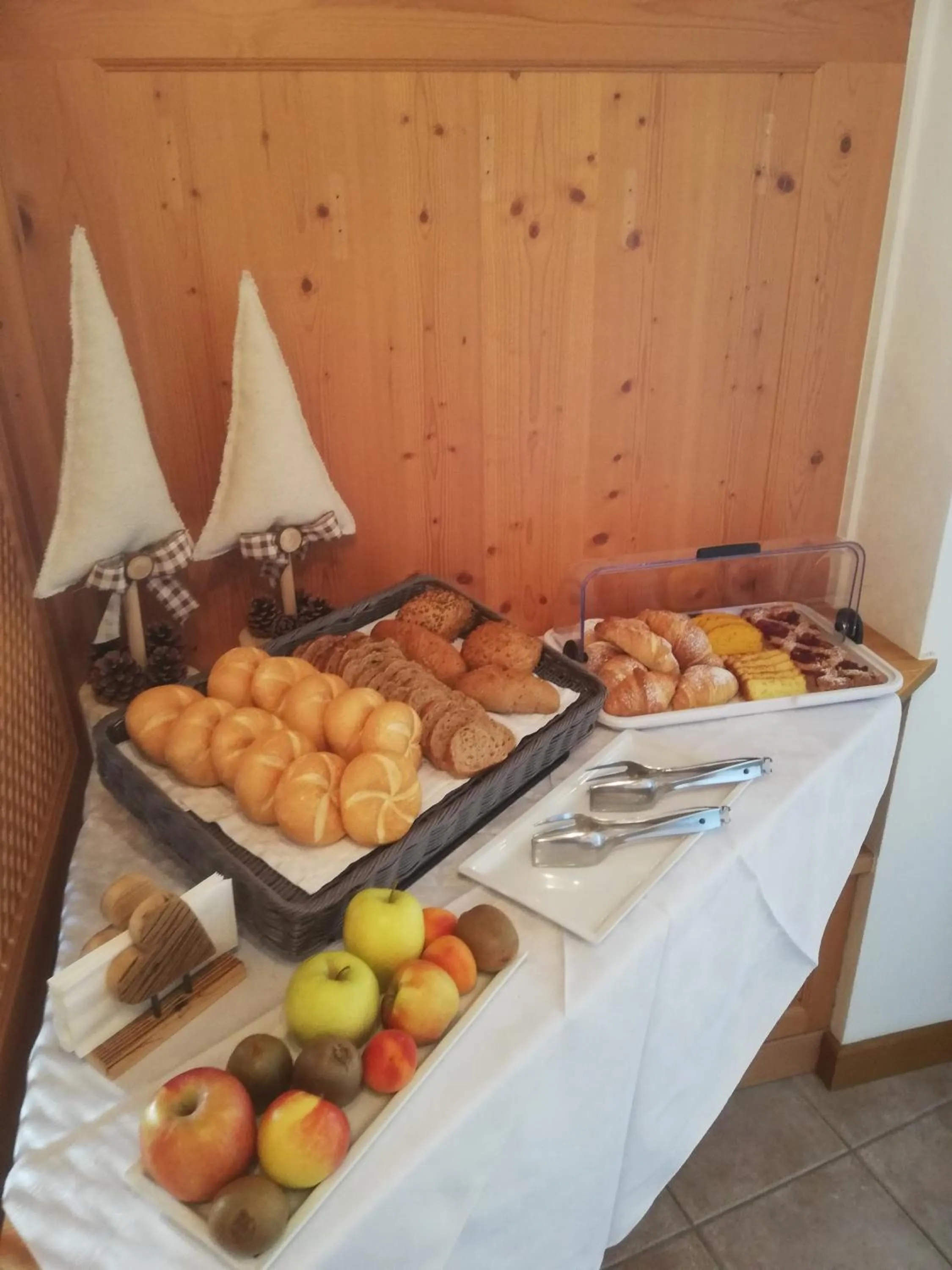 Food and drinks in Garnì Piz da L'Ander