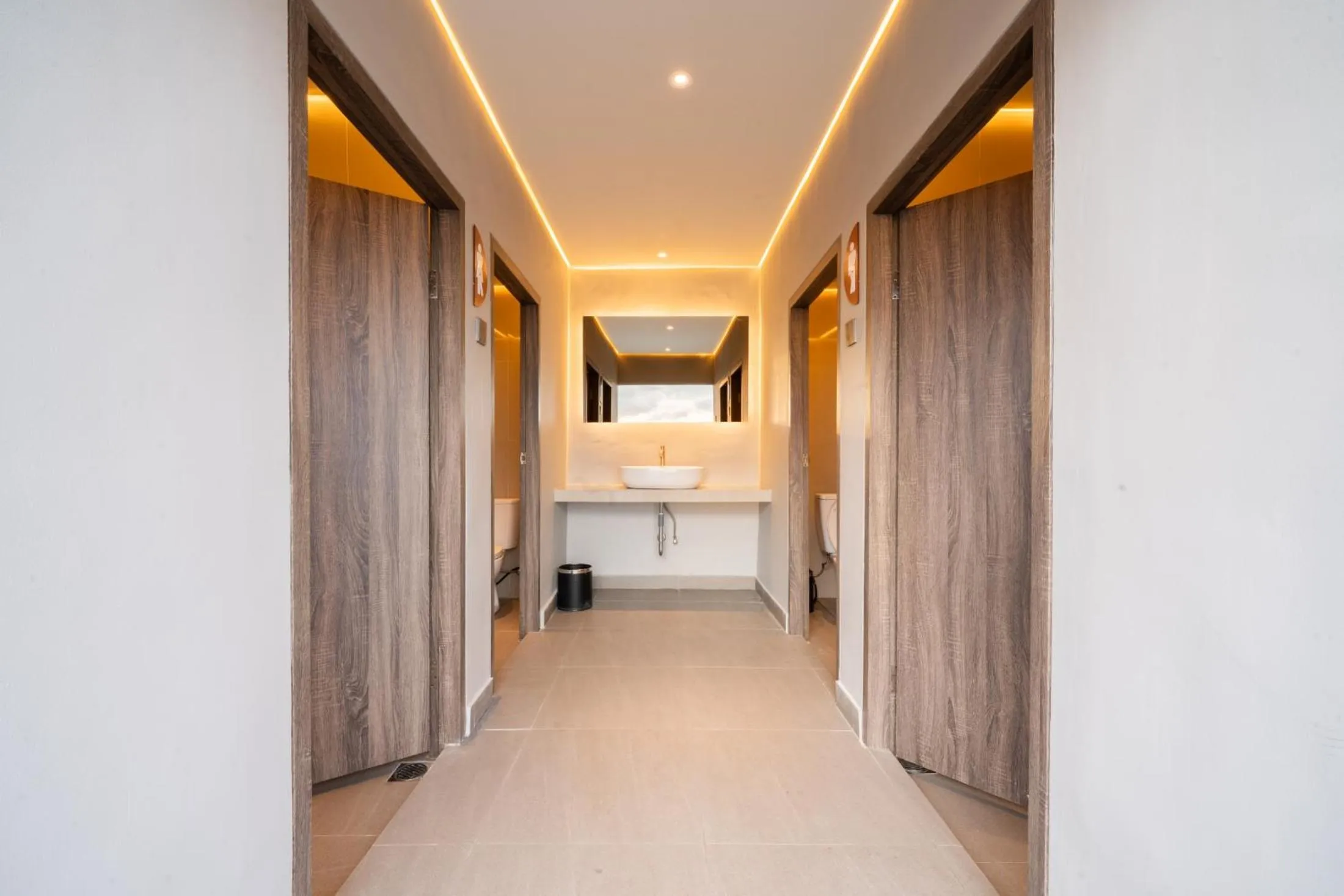 Swimming pool, Bed in Stark Boutique Hotel and Spa