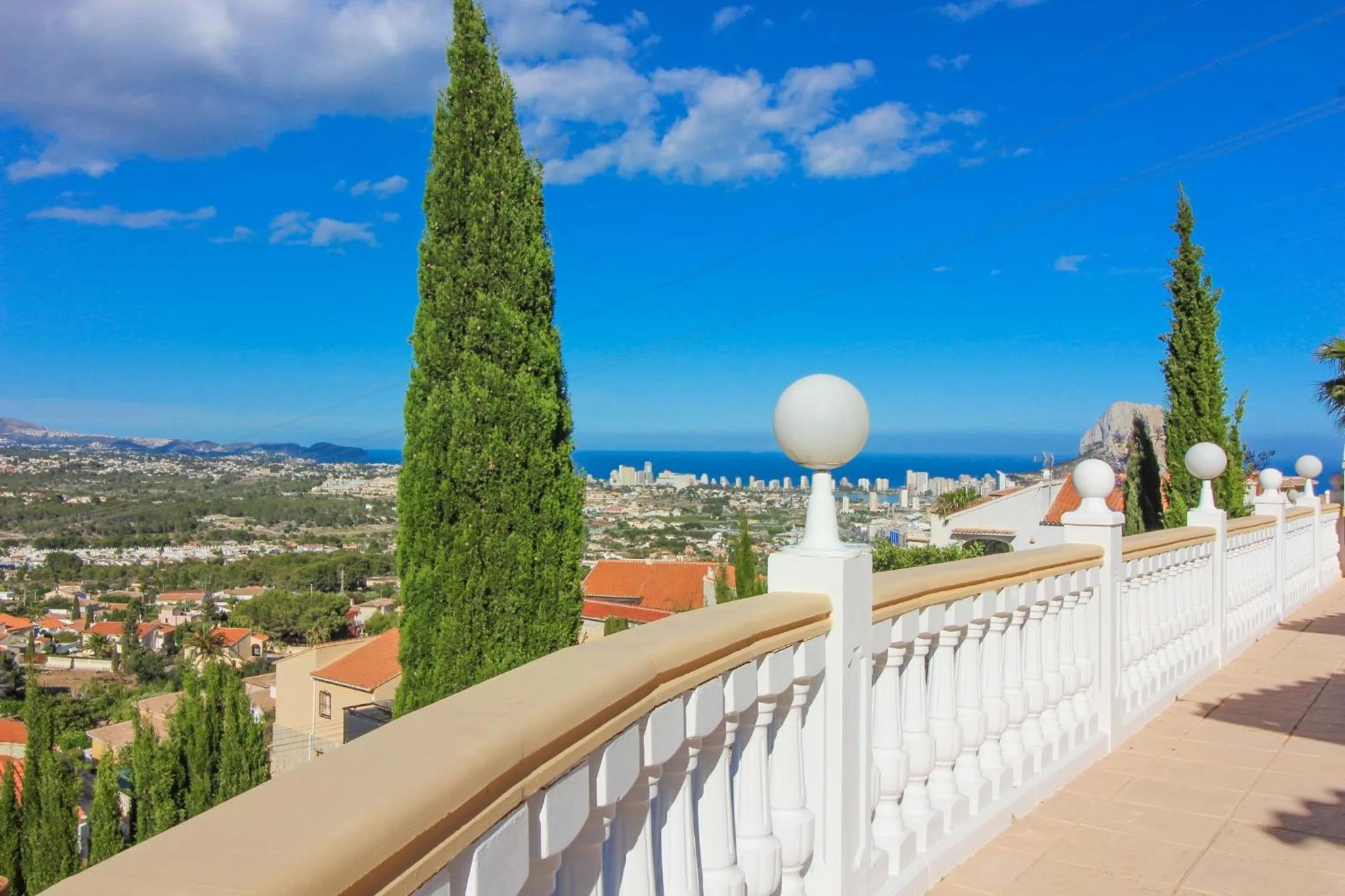 Property building in Villa Cucarres 0705
